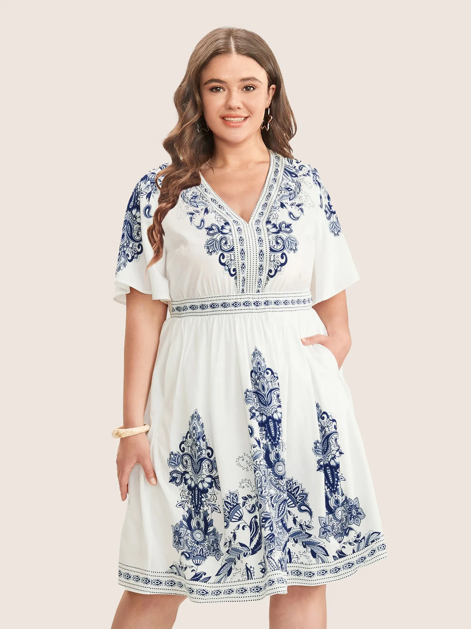 Bandana Print Ruffle Sleeve V Neck Pocket Knee Dress sold by Bloomchic product image thumbnail 5