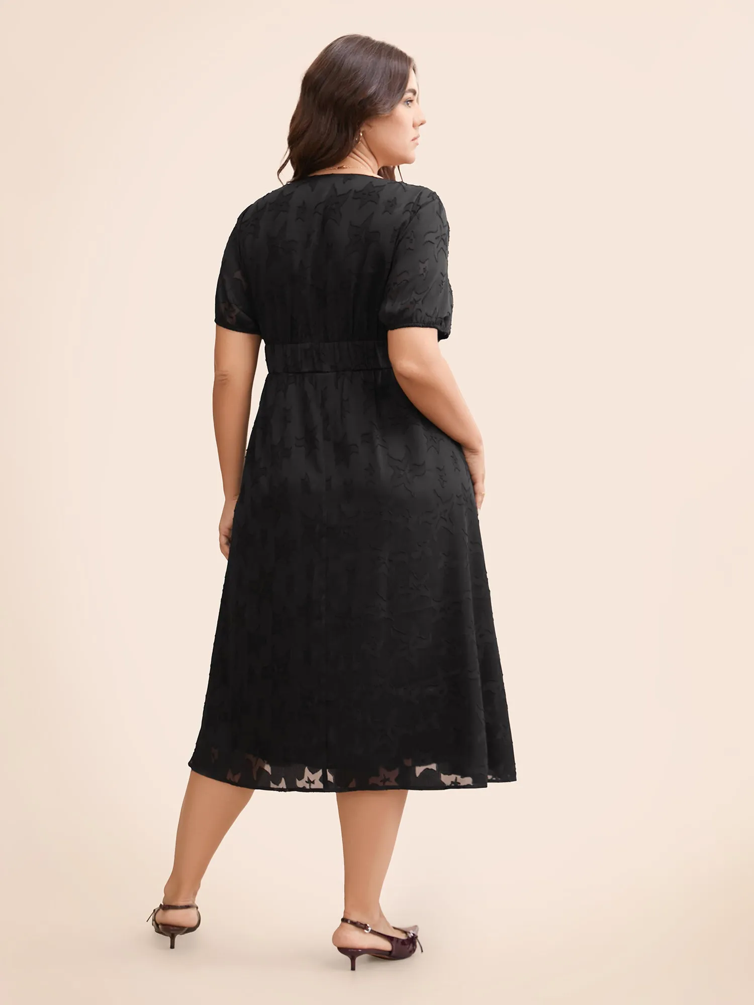 Star Textured Lantern Sleeve Midi Dress sold by Bloomchic product image thumbnail 4