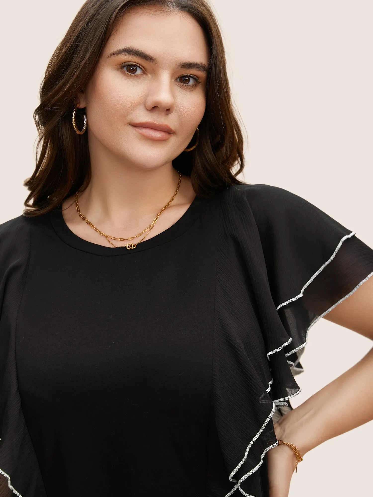 Crew Neck Contrast Trim Tiered Ruffles T-shirt sold by Bloomchic product image thumbnail 3