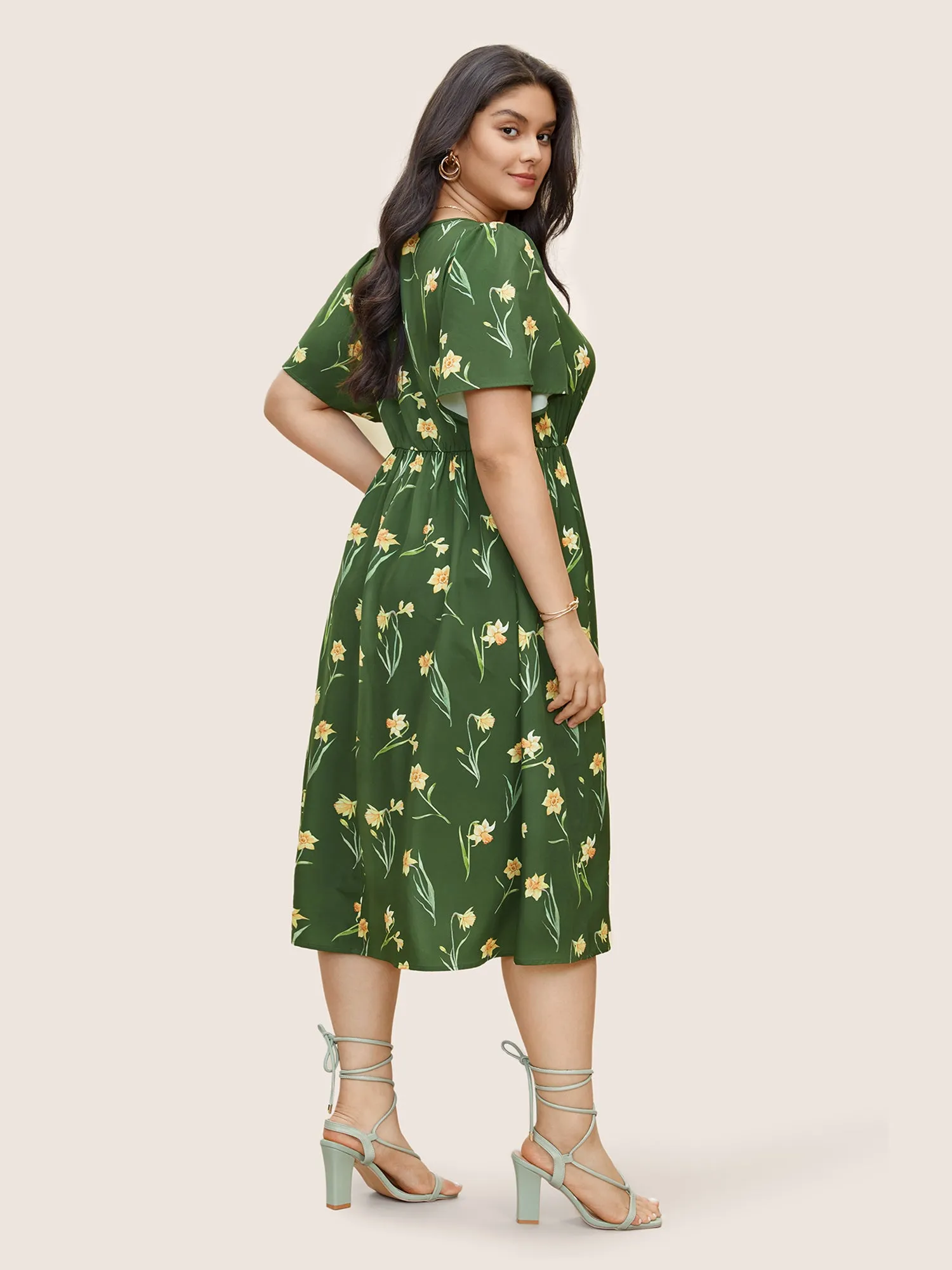 Floral Print Gathered Elastic Waist Midi Dress sold by Bloomchic product image thumbnail 4