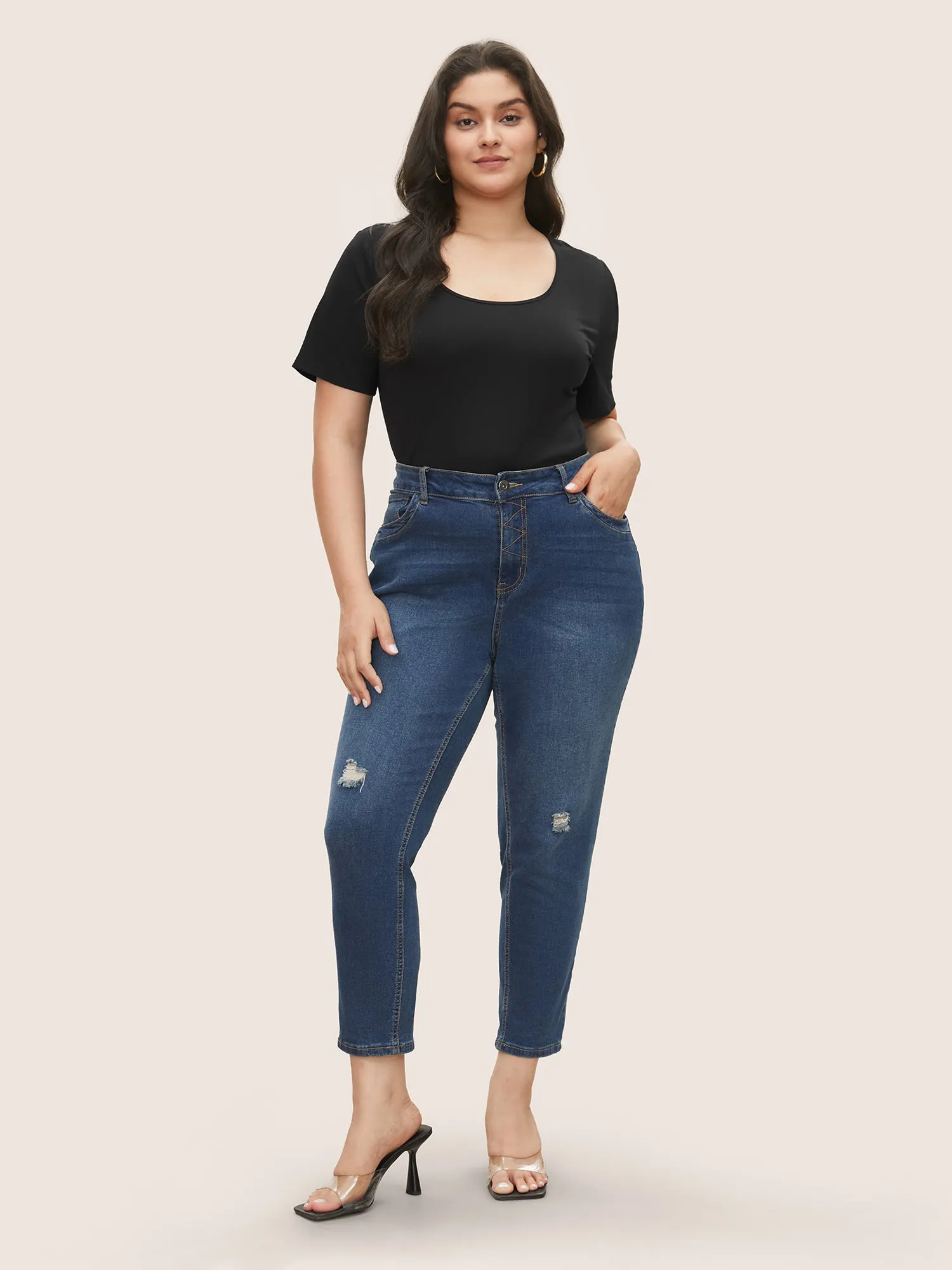 Basic Solid Color U Neck T-shirt sold by Bloomchic product image thumbnail 3