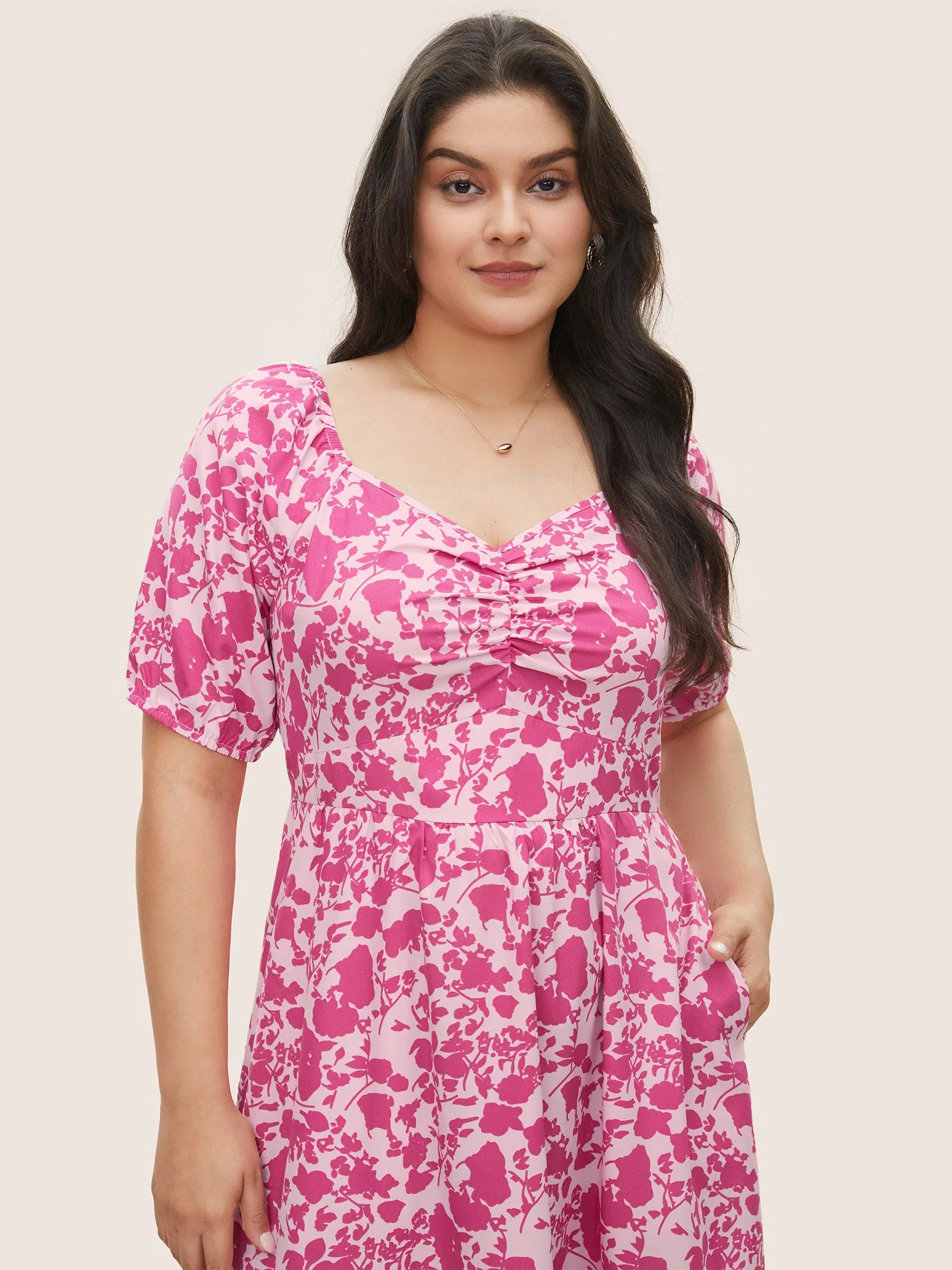 Silhouette Floral Print Ruched Lantern Sleeve Dress sold by Bloomchic product image thumbnail 4