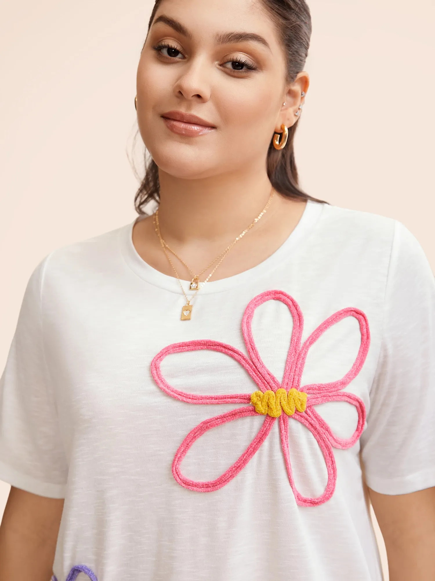 Bamboo Textured Floral Embroided T-shirt sold by Bloomchic product image thumbnail 3
