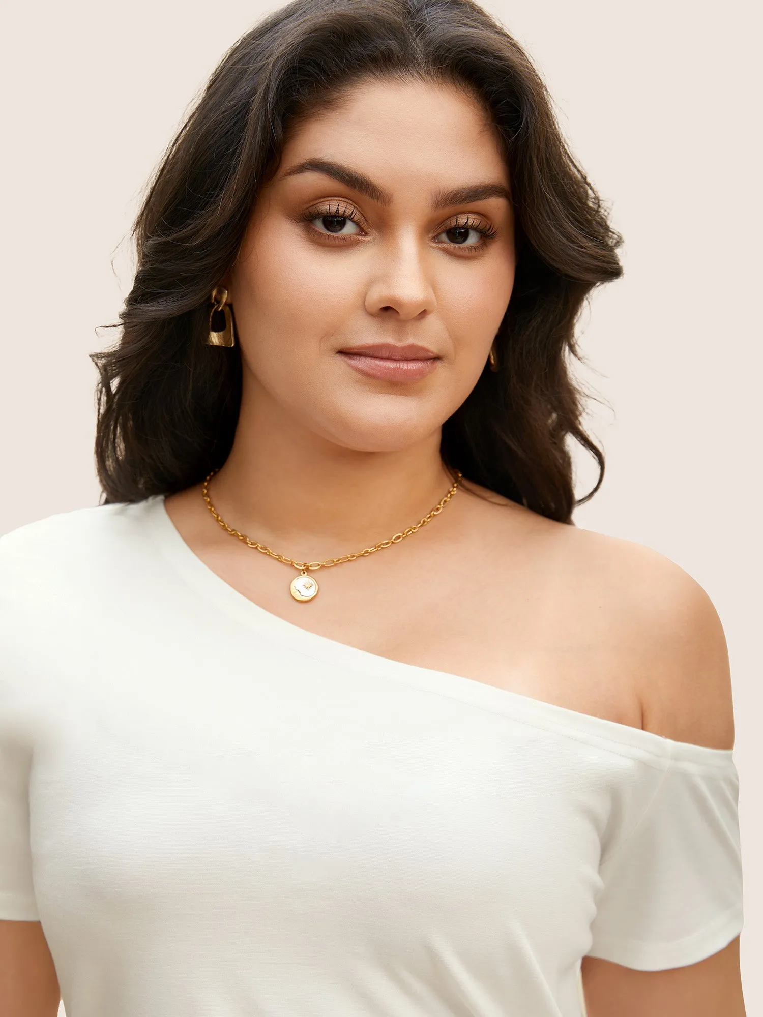 One Shoulder Solid Gathered Knit T-shirt sold by Bloomchic product image thumbnail 4