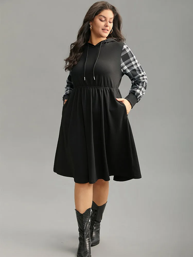 Plaid Patchwork Drawstring Pocket Hooded Dress sold by Bloomchic product image thumbnail 2