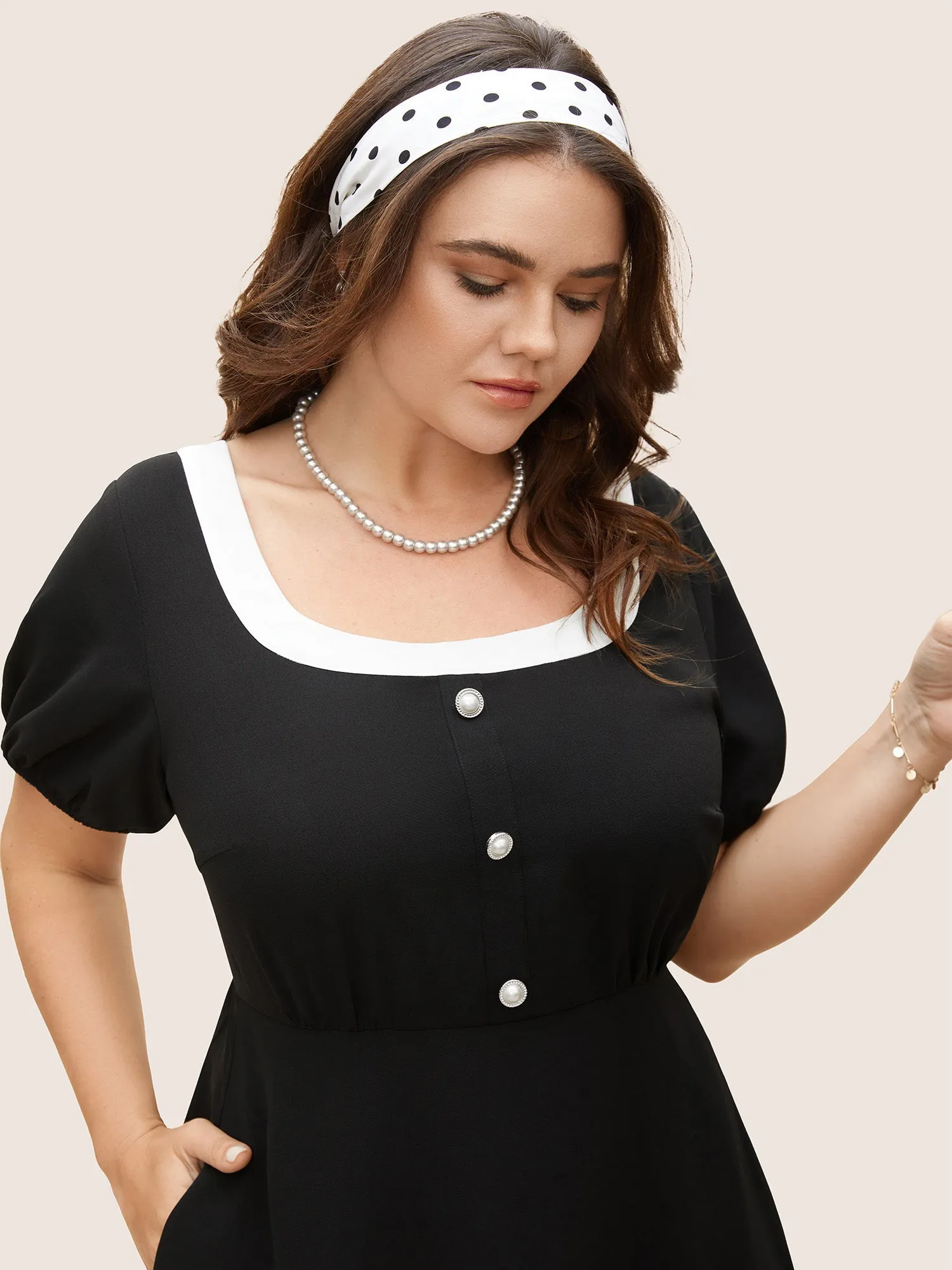 Pearl Buttons Vintage Midi Dress sold by Bloomchic product image thumbnail 4