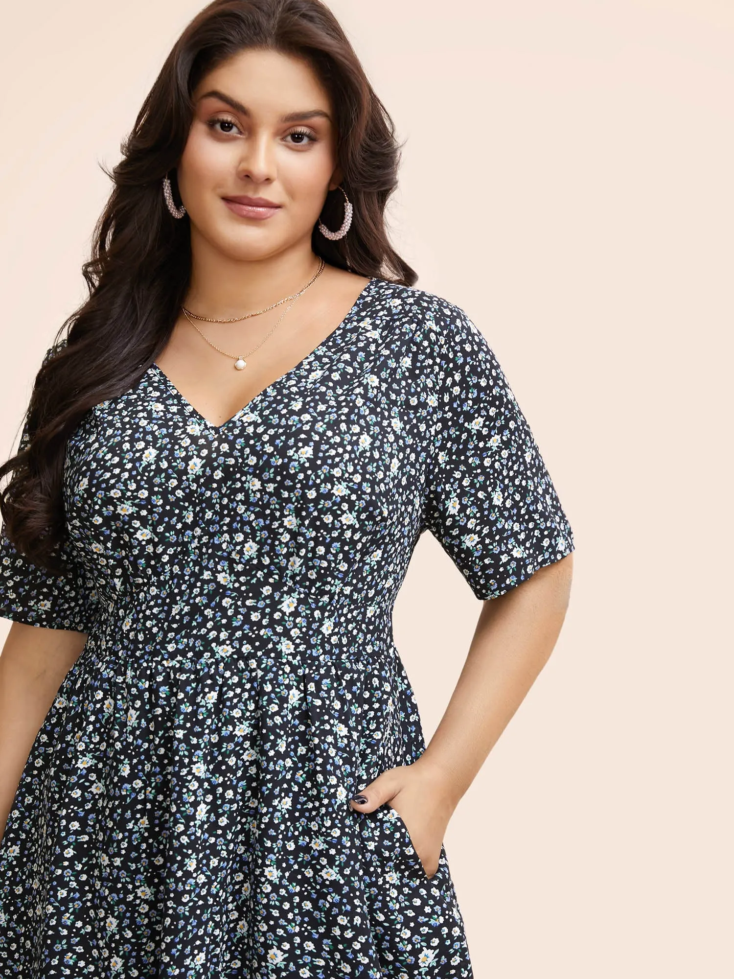 V Neck Ditsy Floral Shirred Midi Dress sold by Bloomchic product image thumbnail 4