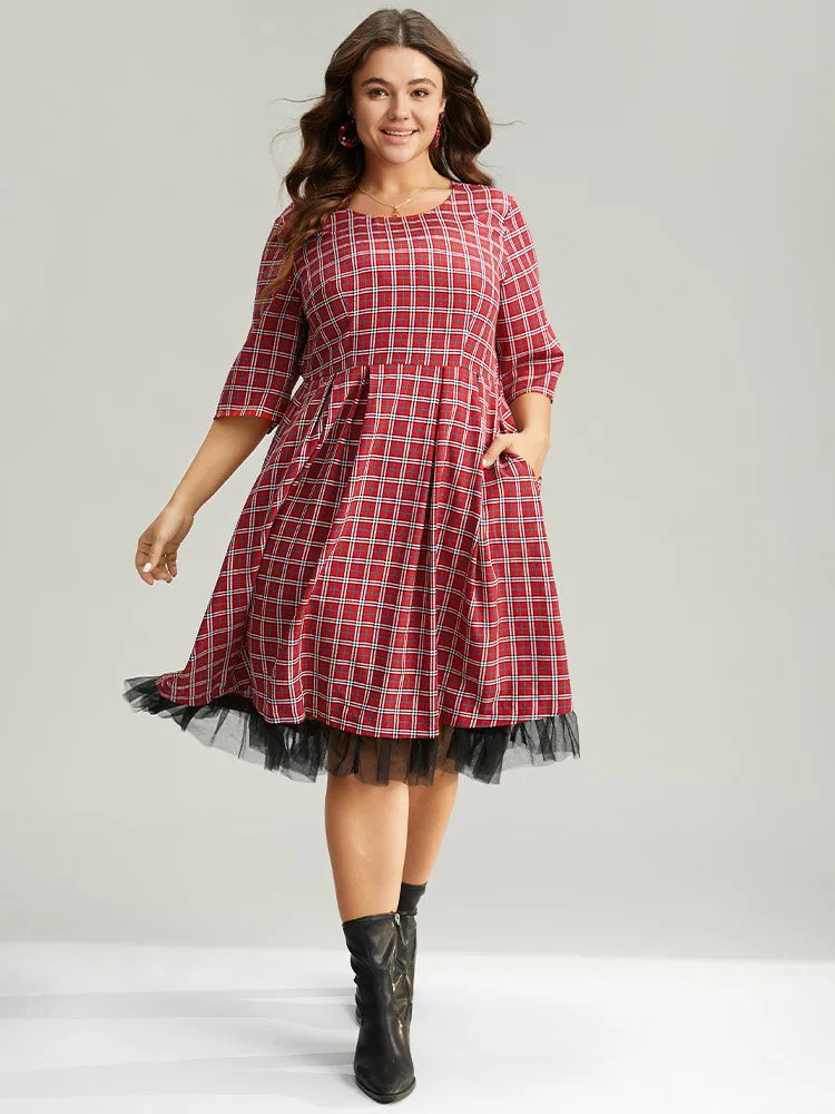 Christmas Plaid Mesh Patchwork Pleated Dress sold by Bloomchic product image thumbnail 5