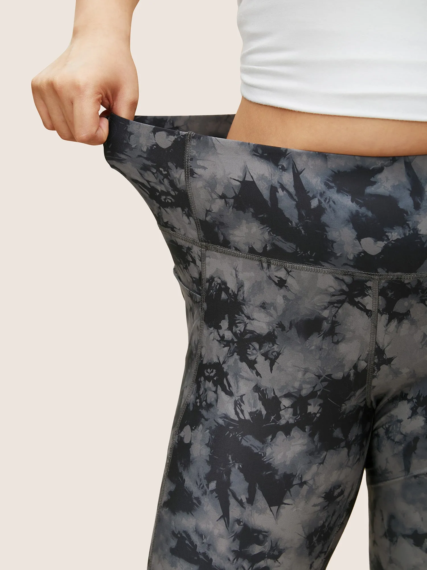 Tie Dye Pocket Wideband Waist Leggings sold by Bloomchic product image thumbnail 4