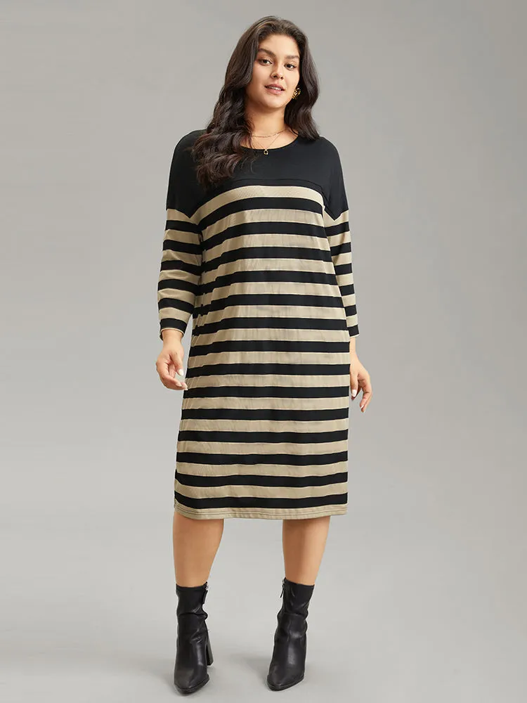 Contrast Striped Pocket Knit Dress sold by Bloomchic product image thumbnail 2