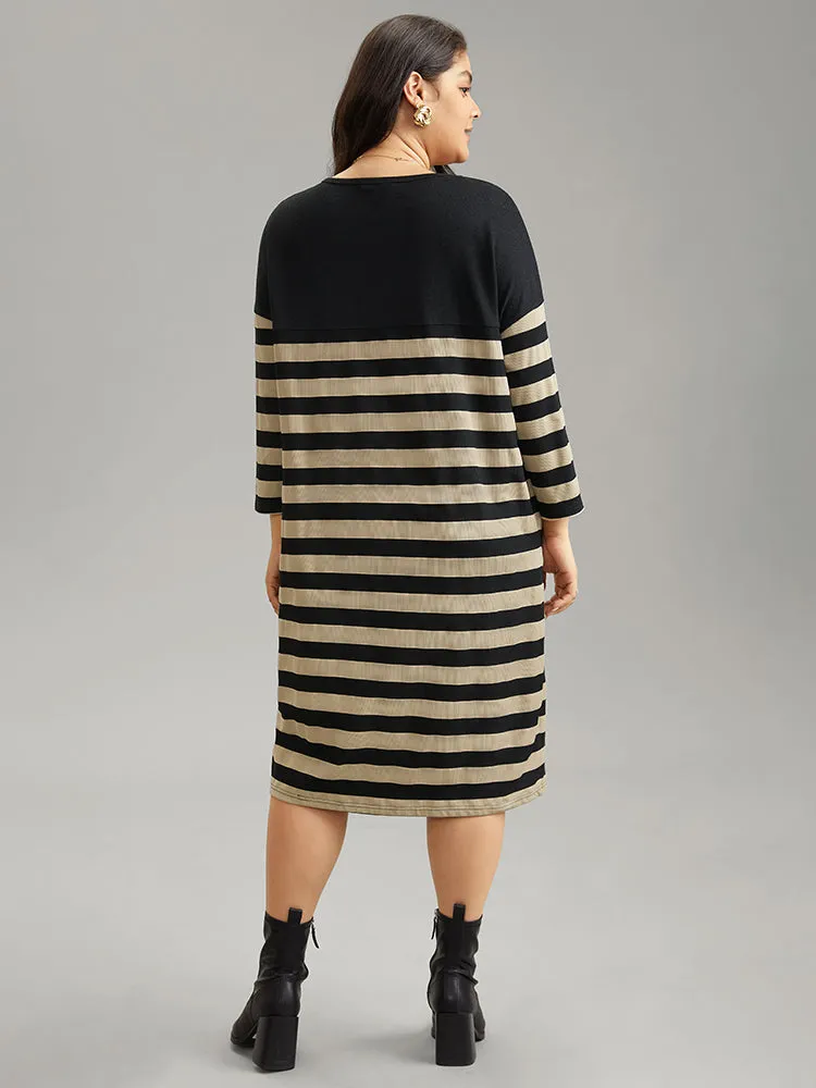 Contrast Striped Pocket Knit Dress sold by Bloomchic product image thumbnail 4