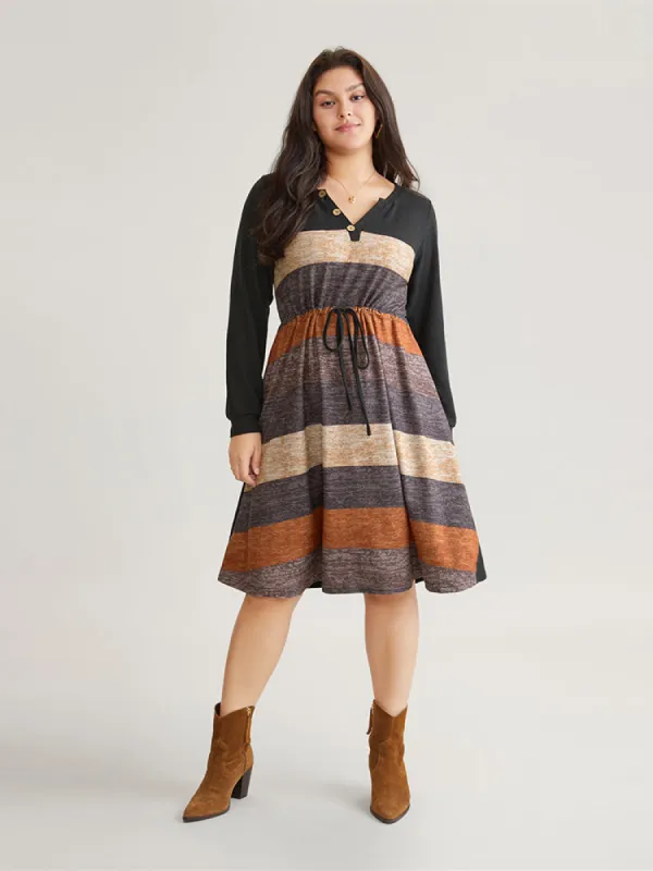 Colorblock Striped Pocket Notched Drawstring Dress sold by Bloomchic
