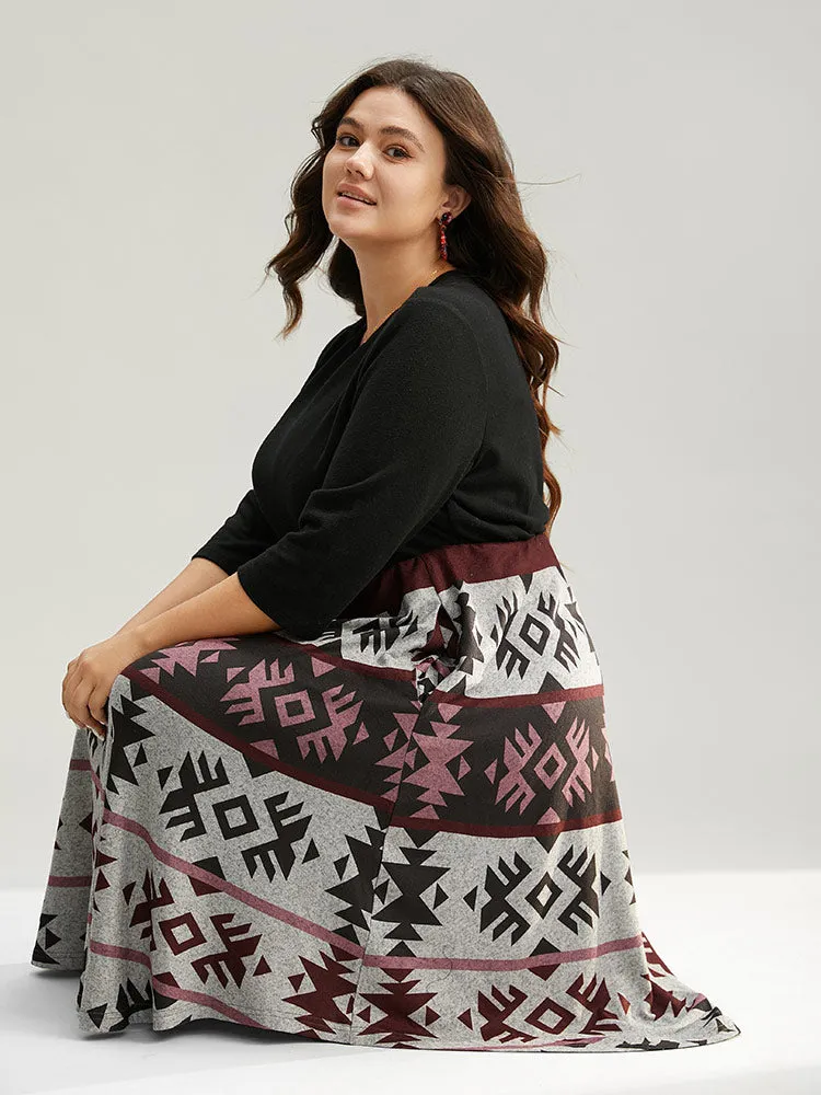 Christmas Geometric Contrast Curved Hem Dress sold by Bloomchic product image thumbnail 5