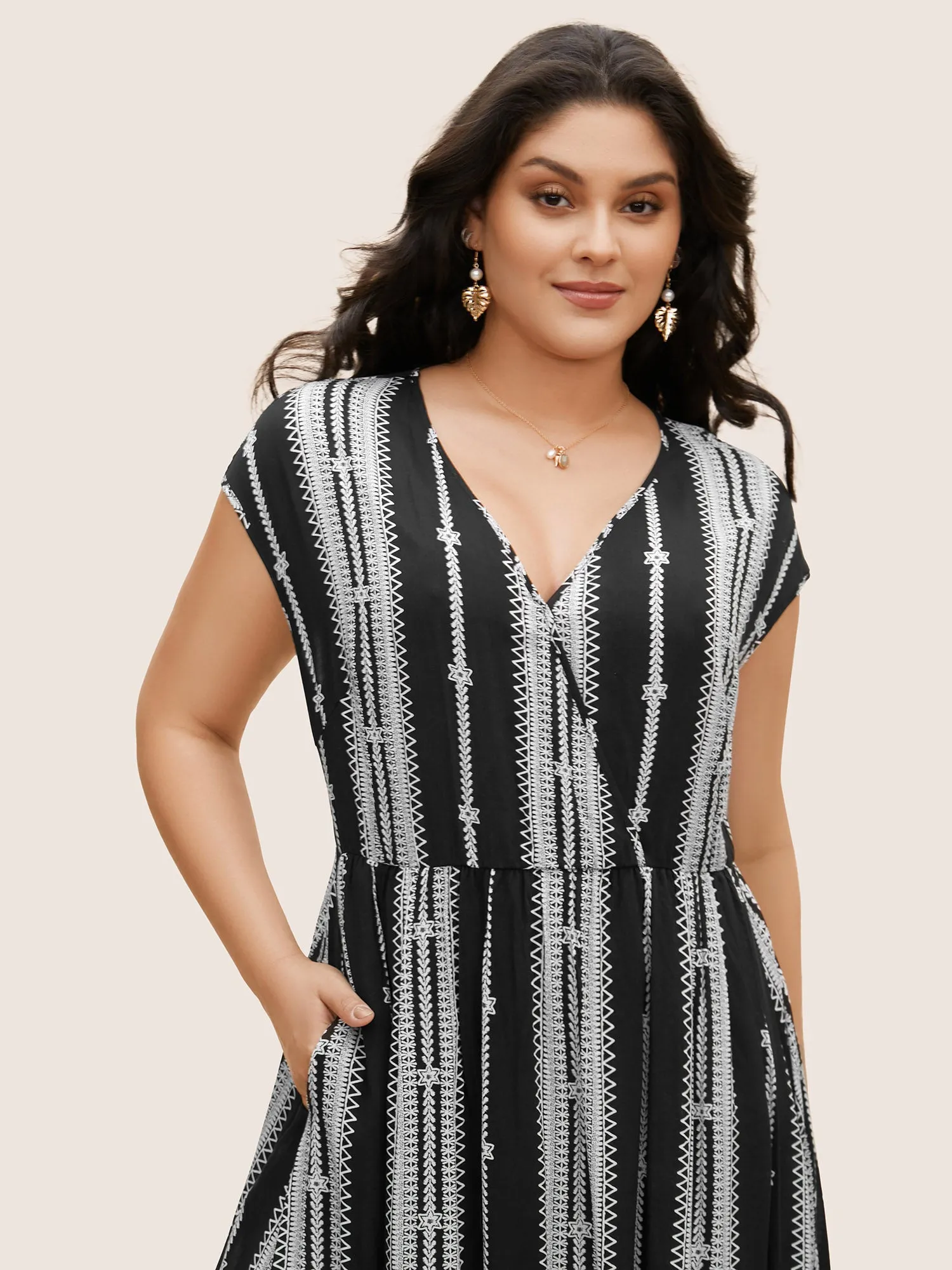 V Neck Striped Batwing Sleeve Ruffle Hem Dress sold by Bloomchic product image thumbnail 4