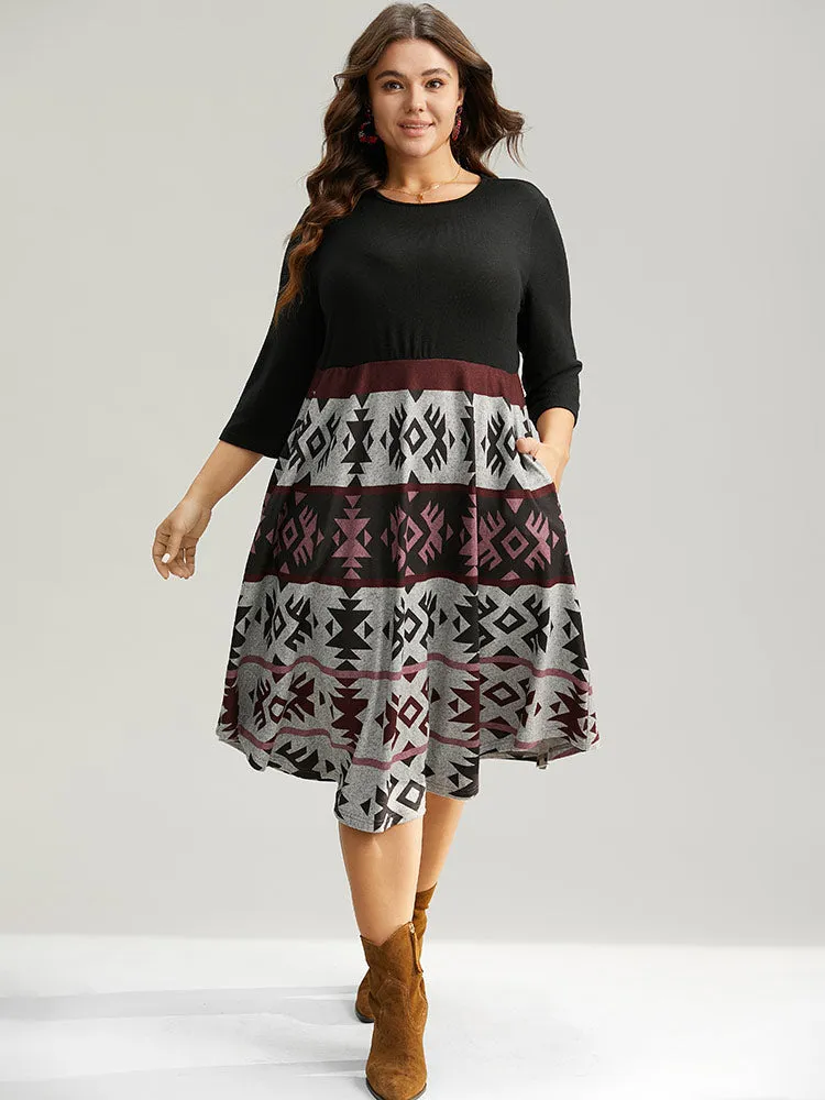 Christmas Geometric Contrast Curved Hem Dress sold by Bloomchic