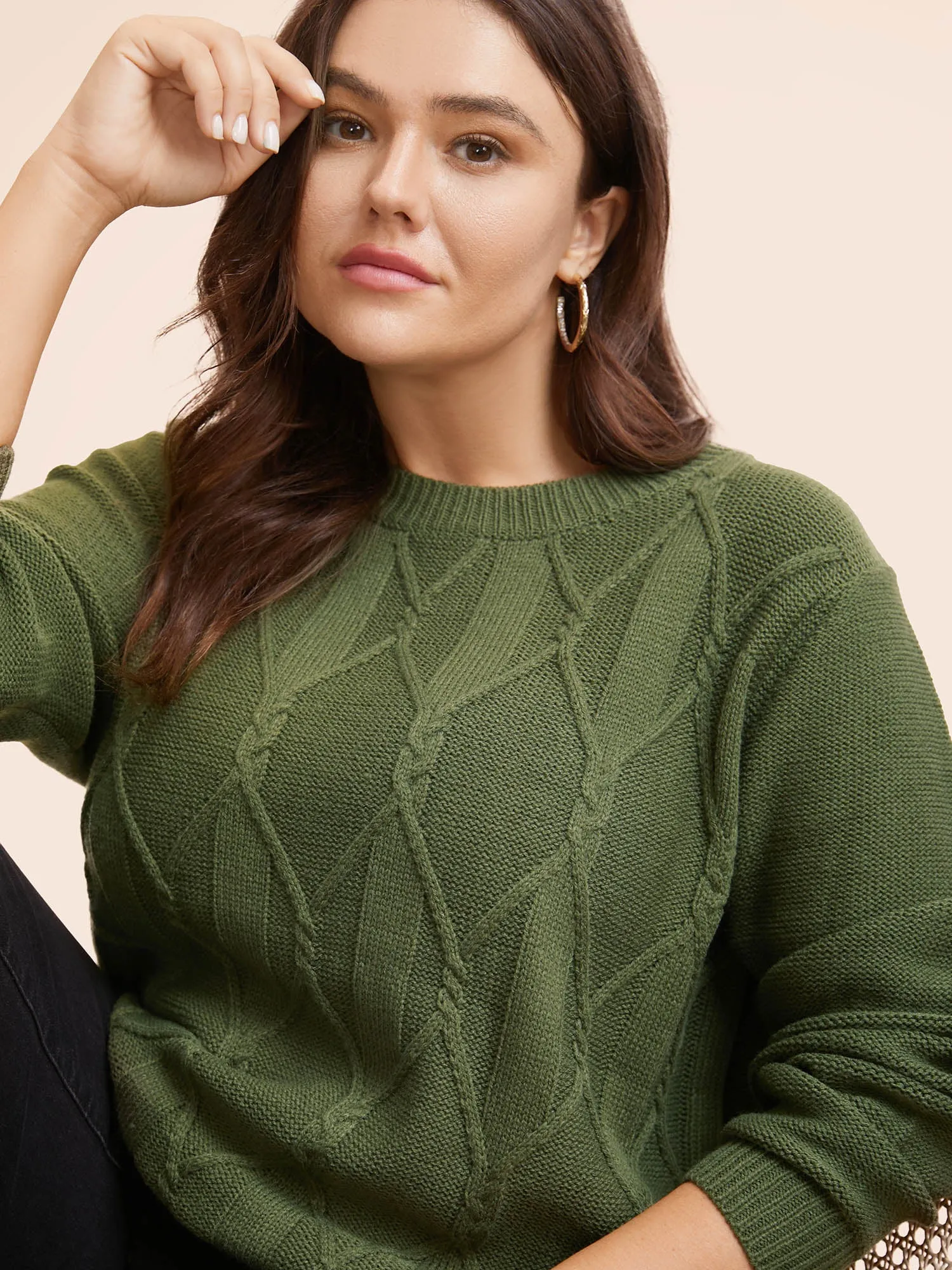 Plain Cable Knit Round Neck Pullover sold by Bloomchic product image thumbnail 3