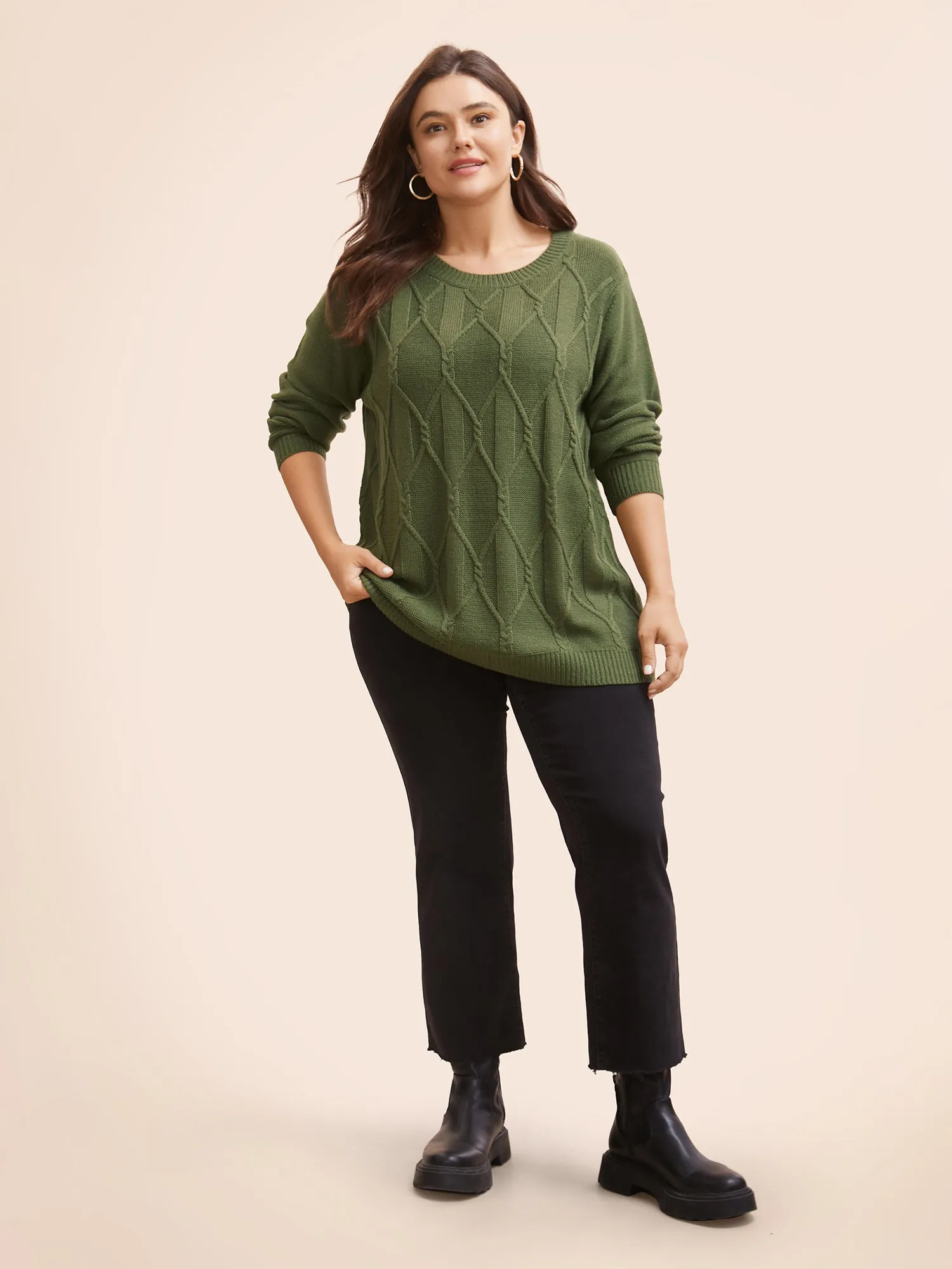 Plain Cable Knit Round Neck Pullover sold by Bloomchic product image thumbnail 4