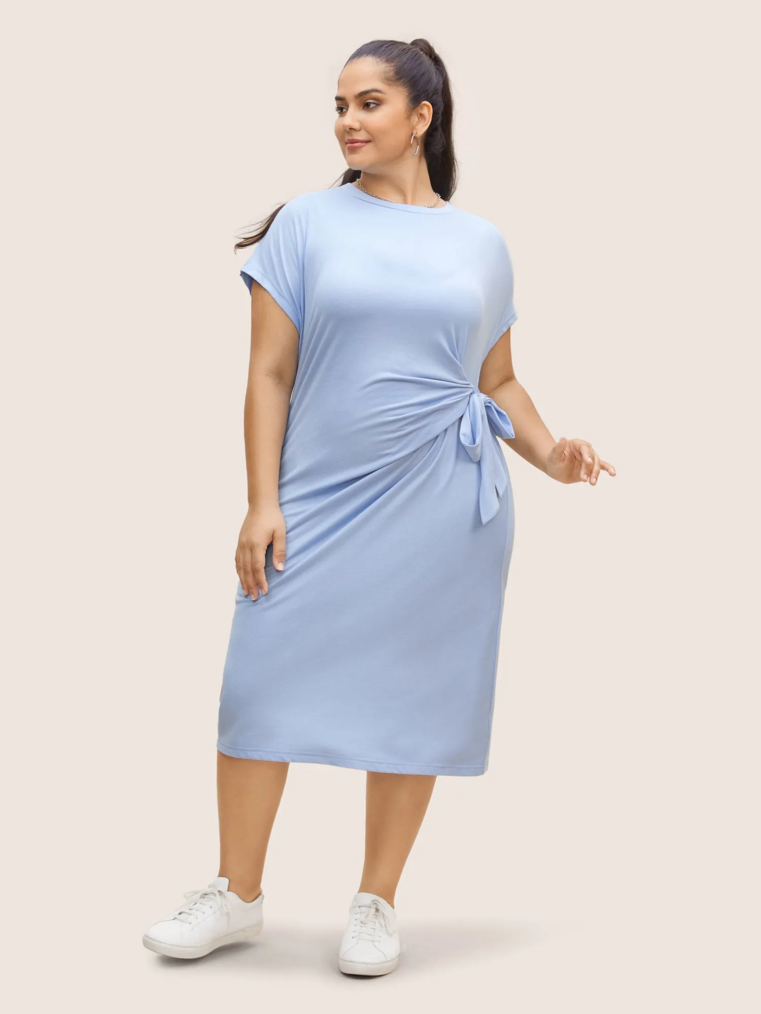 Plain Tie Knot Batwing Sleeve Dress sold by Bloomchic product image thumbnail 2