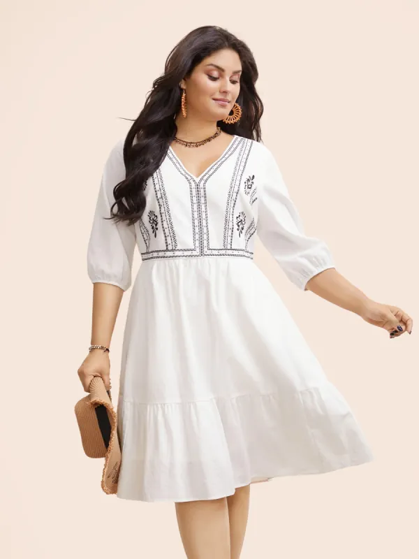 Boho Embroidered Elastic Waist Lantern Sleeve Dress sold by Bloomchic