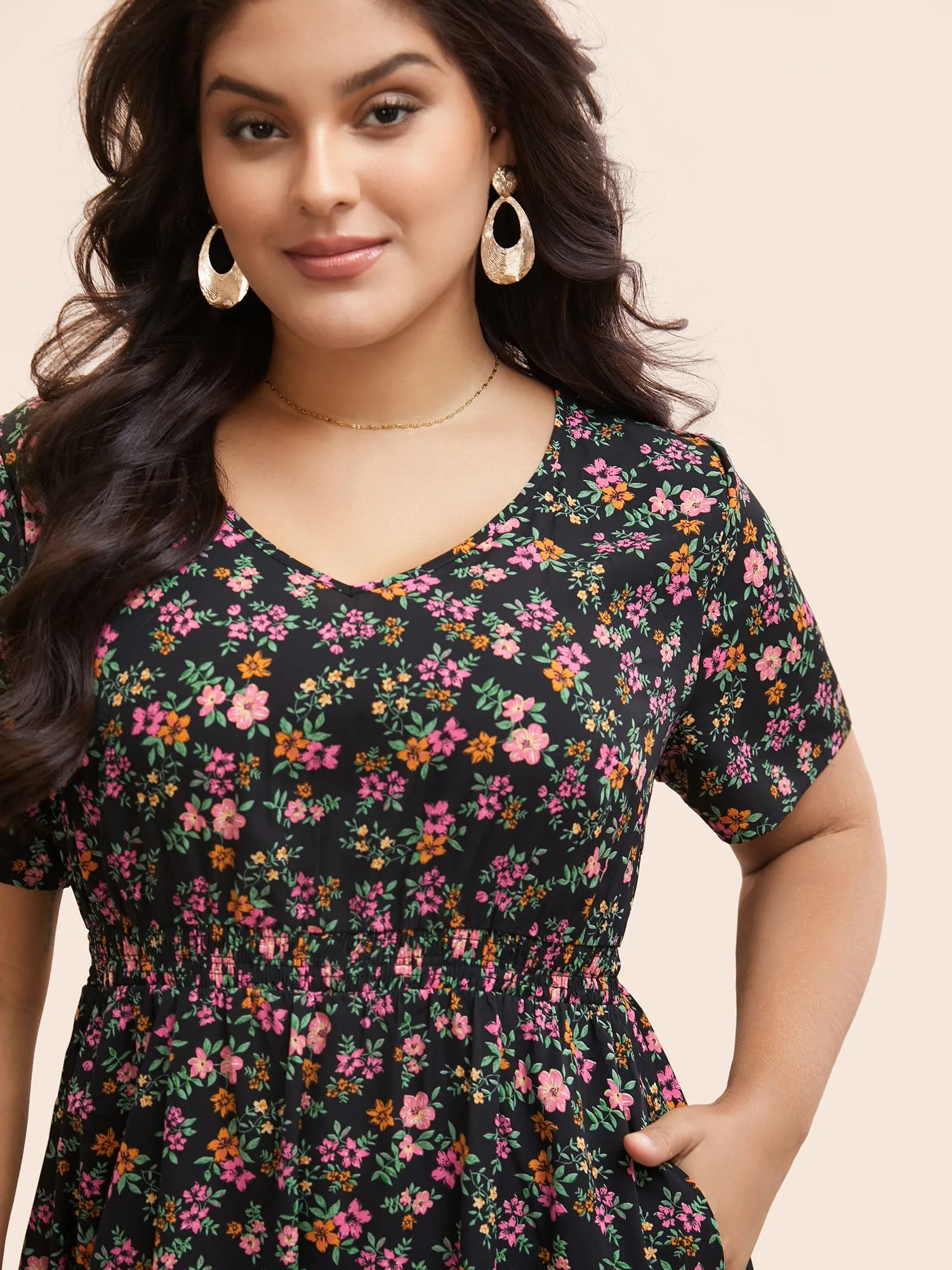 V Neck Ditsy Floral Shirred Dress sold by Bloomchic product image thumbnail 4