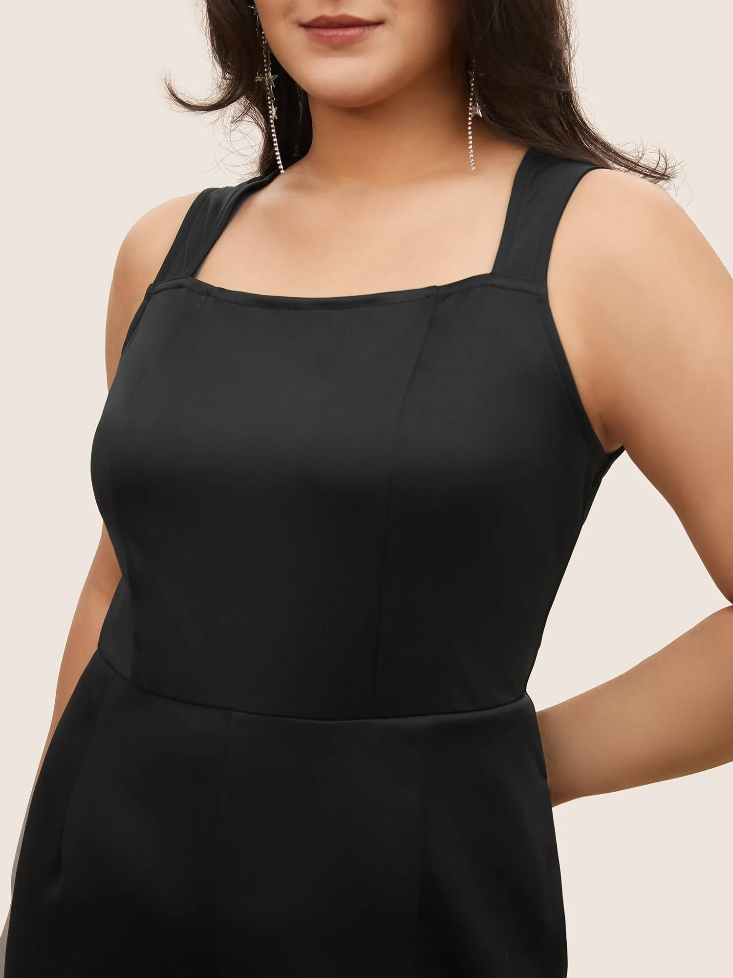 Solid Patchwork Pocket Square Neck Sleeveless Jumpsuit sold by Bloomchic product image thumbnail 3