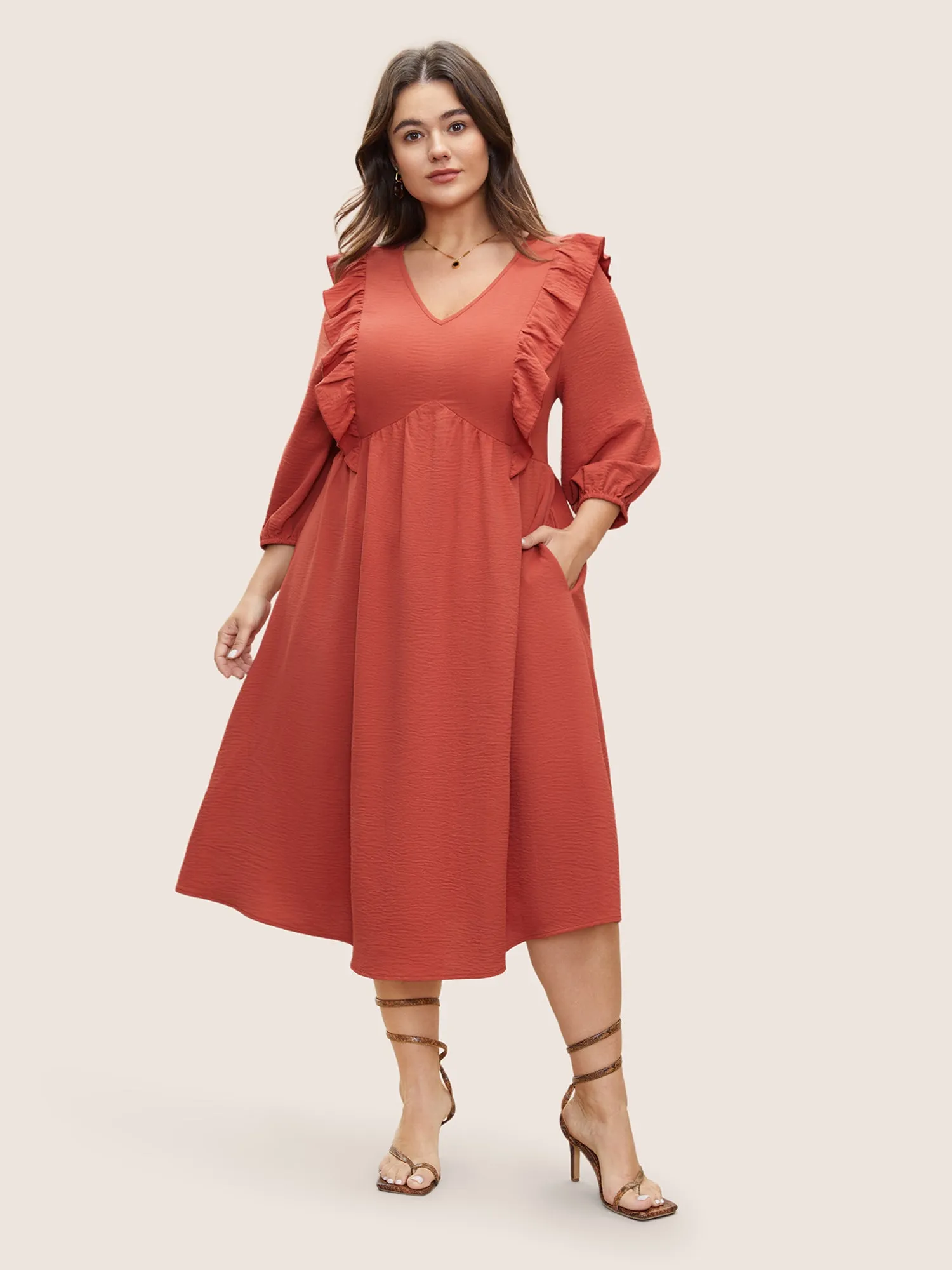 Patchwork Ruffles Pocket Elastic Waist Crepe Dress sold by Bloomchic product image thumbnail 2