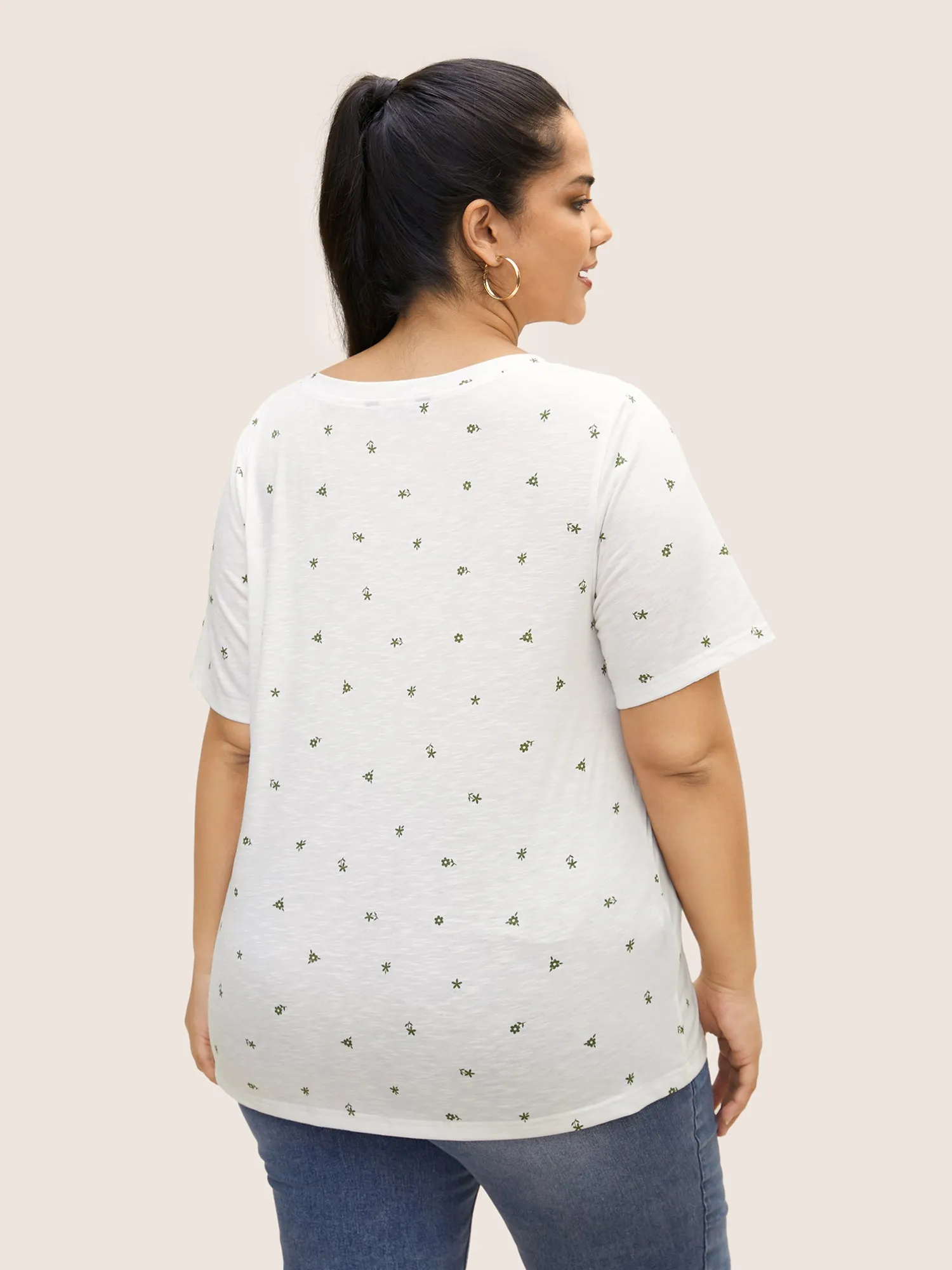 Small Flora Print V Neck T-shirt sold by Bloomchic product image thumbnail 3