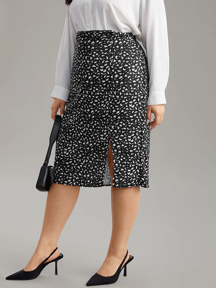 Geometric Graphic Twist Front Split Side Skirt sold by Bloomchic product image thumbnail 3