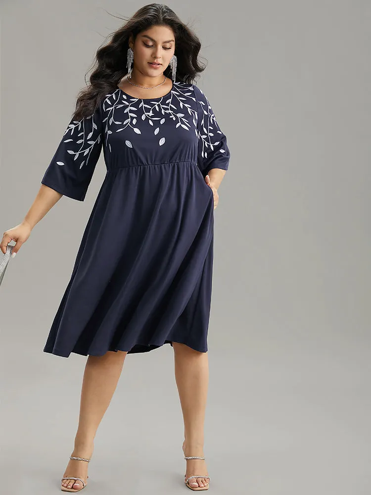 Silhouette Floral Print Embroidered Elastic Waist Dress sold by Bloomchic product image thumbnail 4