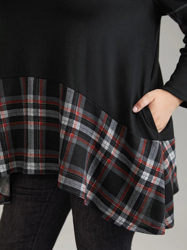 Plaid Patchwork Asymmetrical Hem Pocket T-shirt sold by Bloomchic product image thumbnail 5