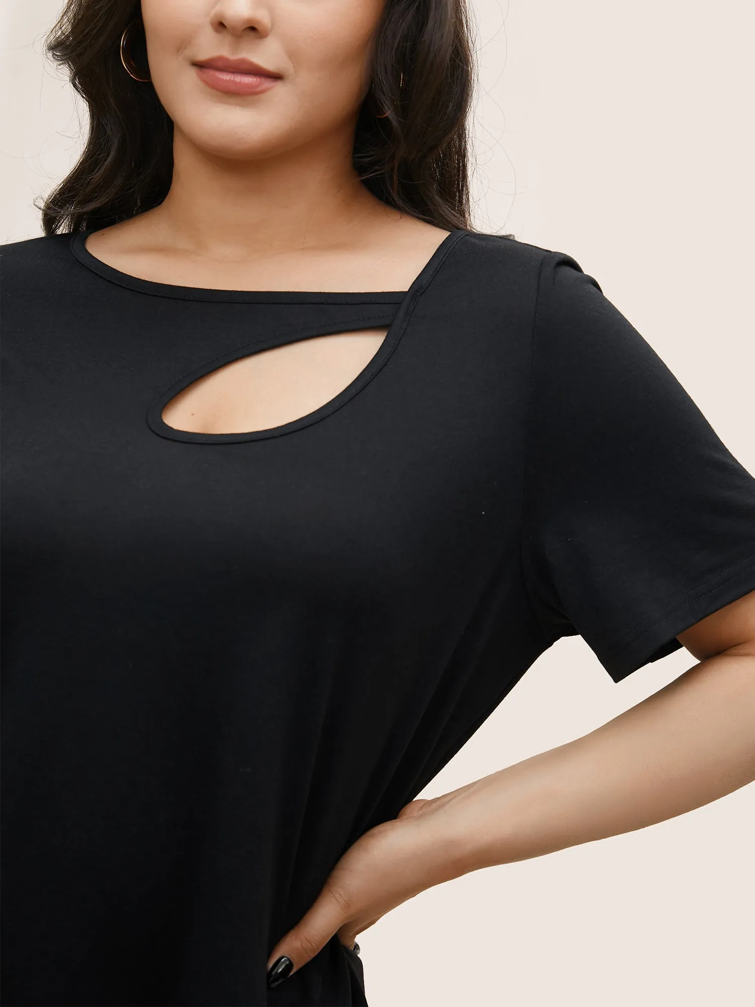 Solid Asymmetrical Hem Cut Out T-shirt sold by Bloomchic product image thumbnail 4