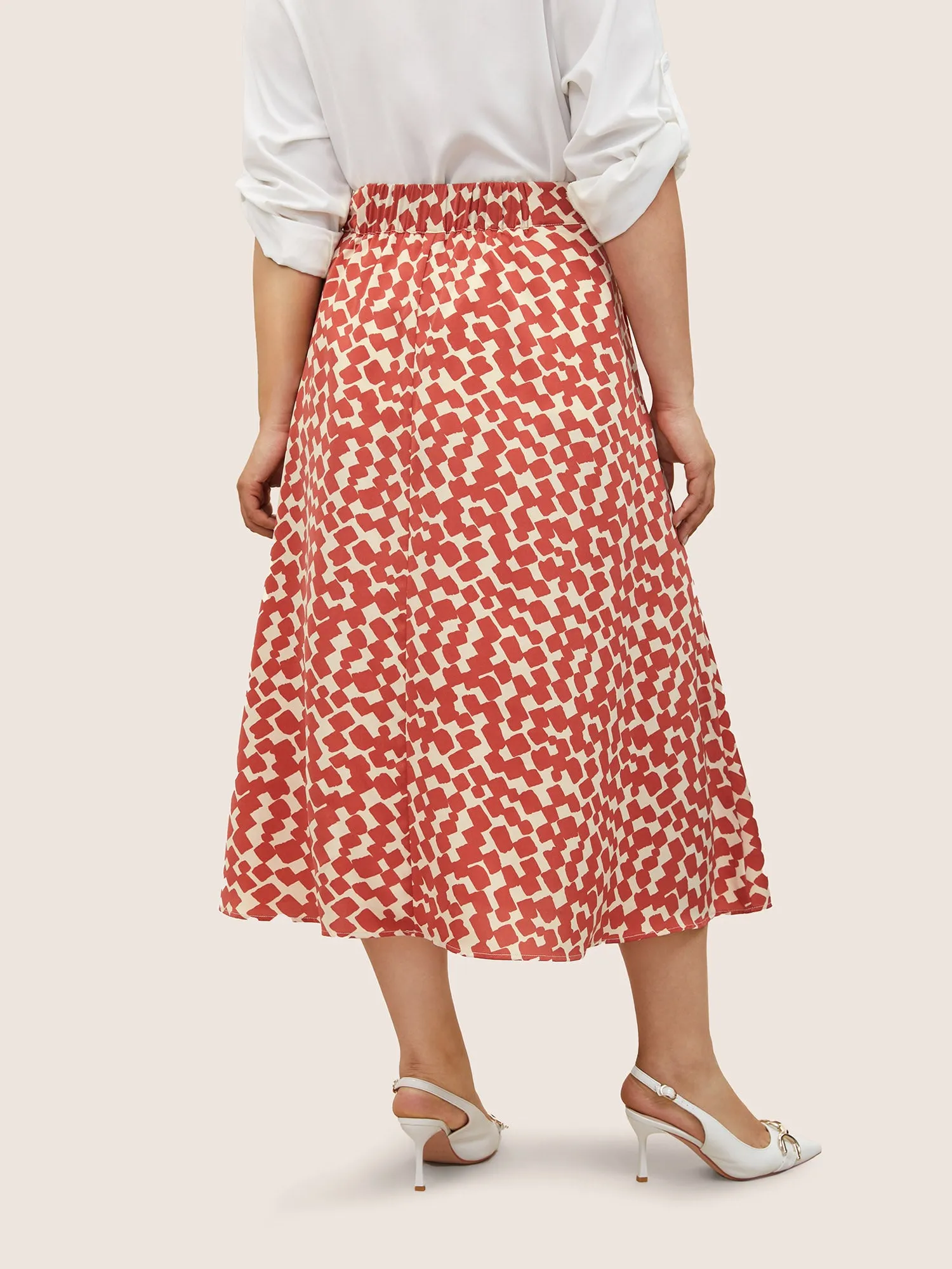 Geometric Print Elastic Waist Pocket Midi Skirt sold by Bloomchic product image thumbnail 4