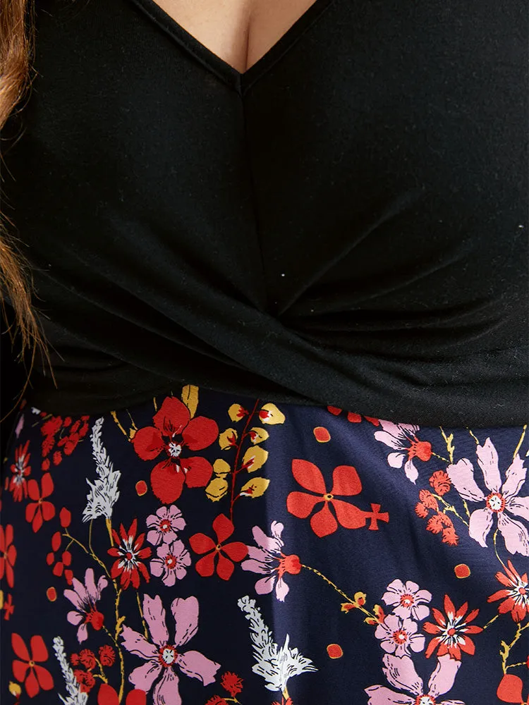 Floral Patchwork Crossover Pocket Dress sold by Bloomchic product image thumbnail 5