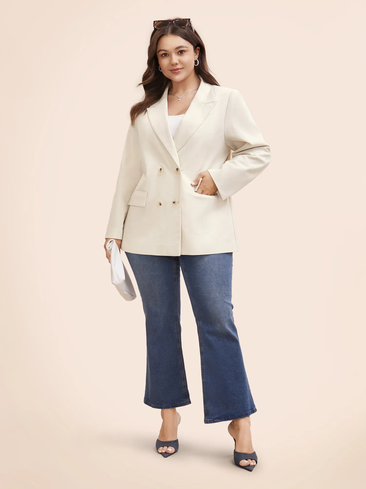 Suit Collar Flap Detail Cotton Linen Blazer sold by Bloomchic product image thumbnail 3