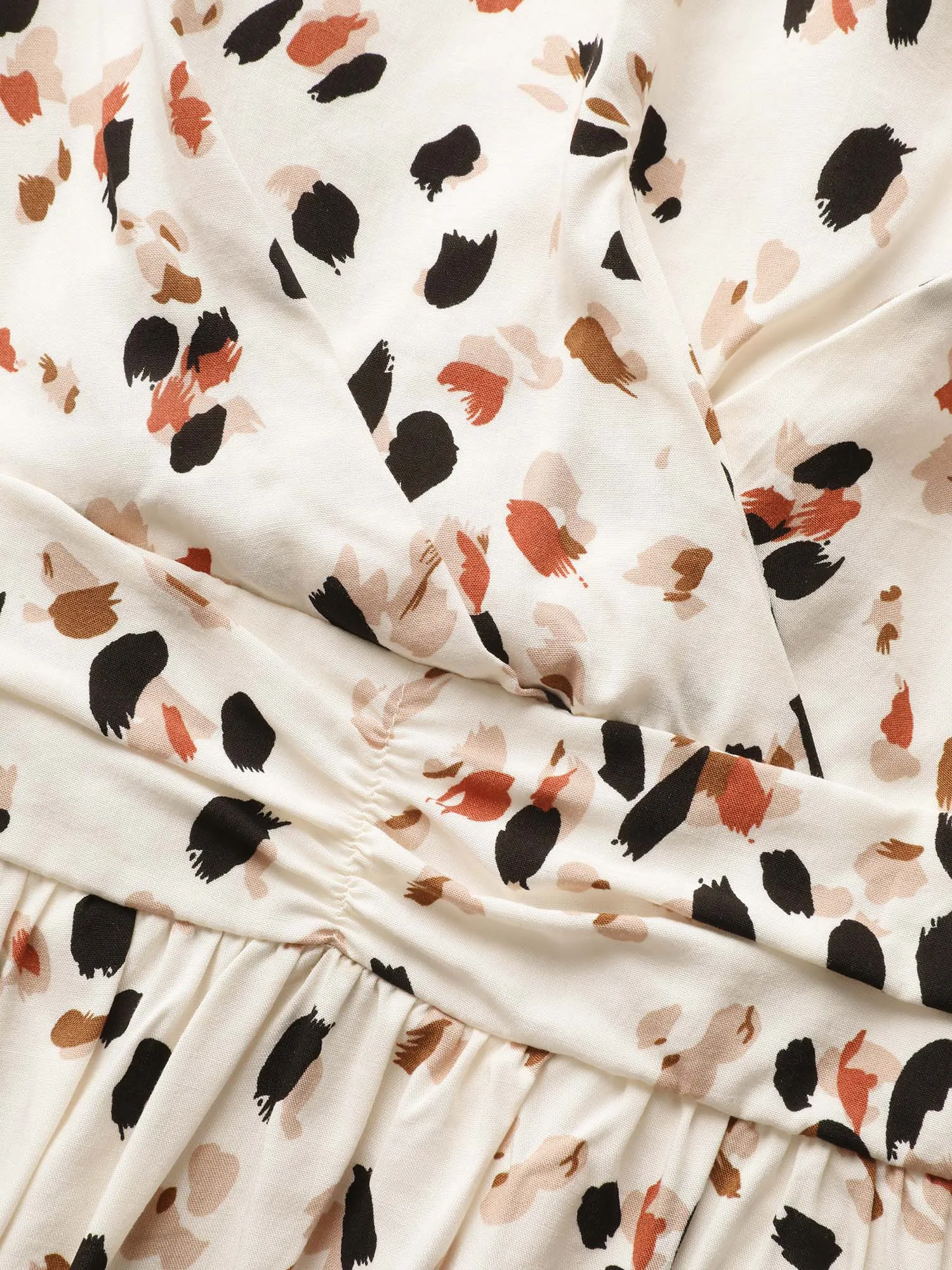 Allover Print Pocket Flutter Crossover Ruched Tank Dress sold by Bloomchic product image thumbnail 5