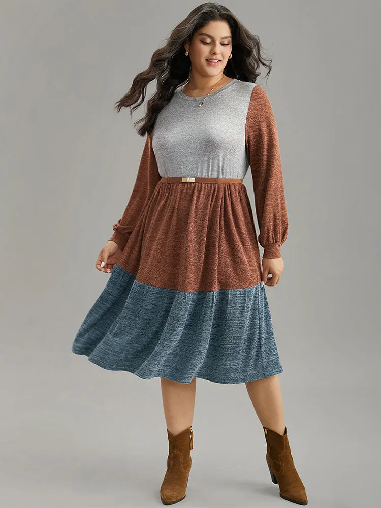 Colorblock Patchwork Pocket Gathered Dress sold by Bloomchic product image thumbnail 2