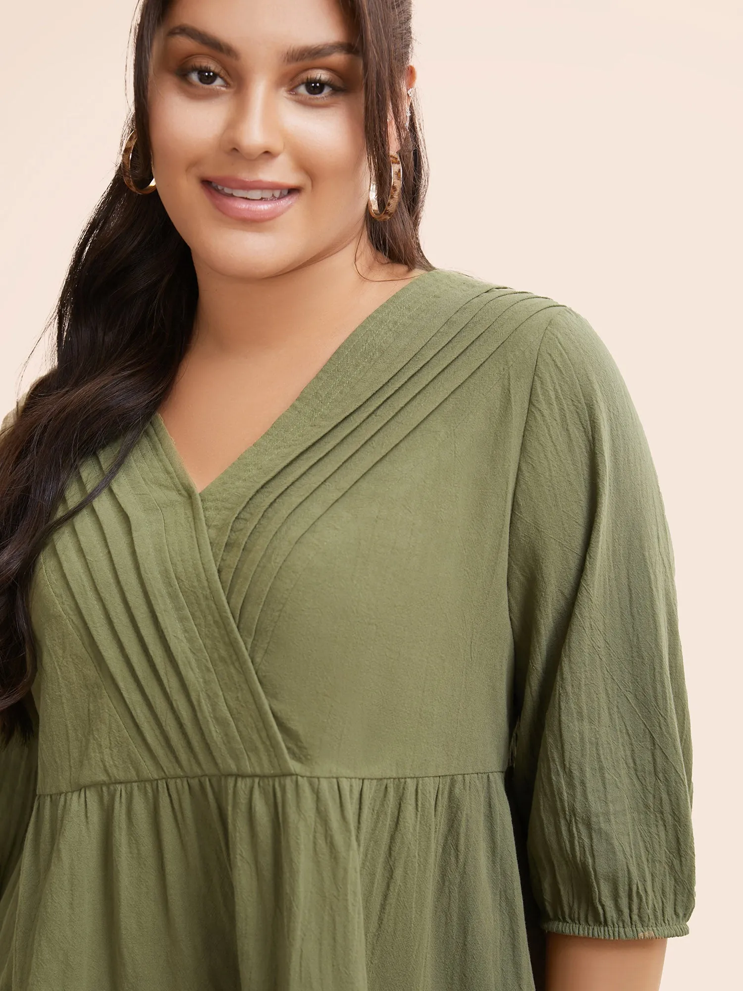 Solid Lantern Sleeve Pleated Blouse sold by Bloomchic product image thumbnail 3