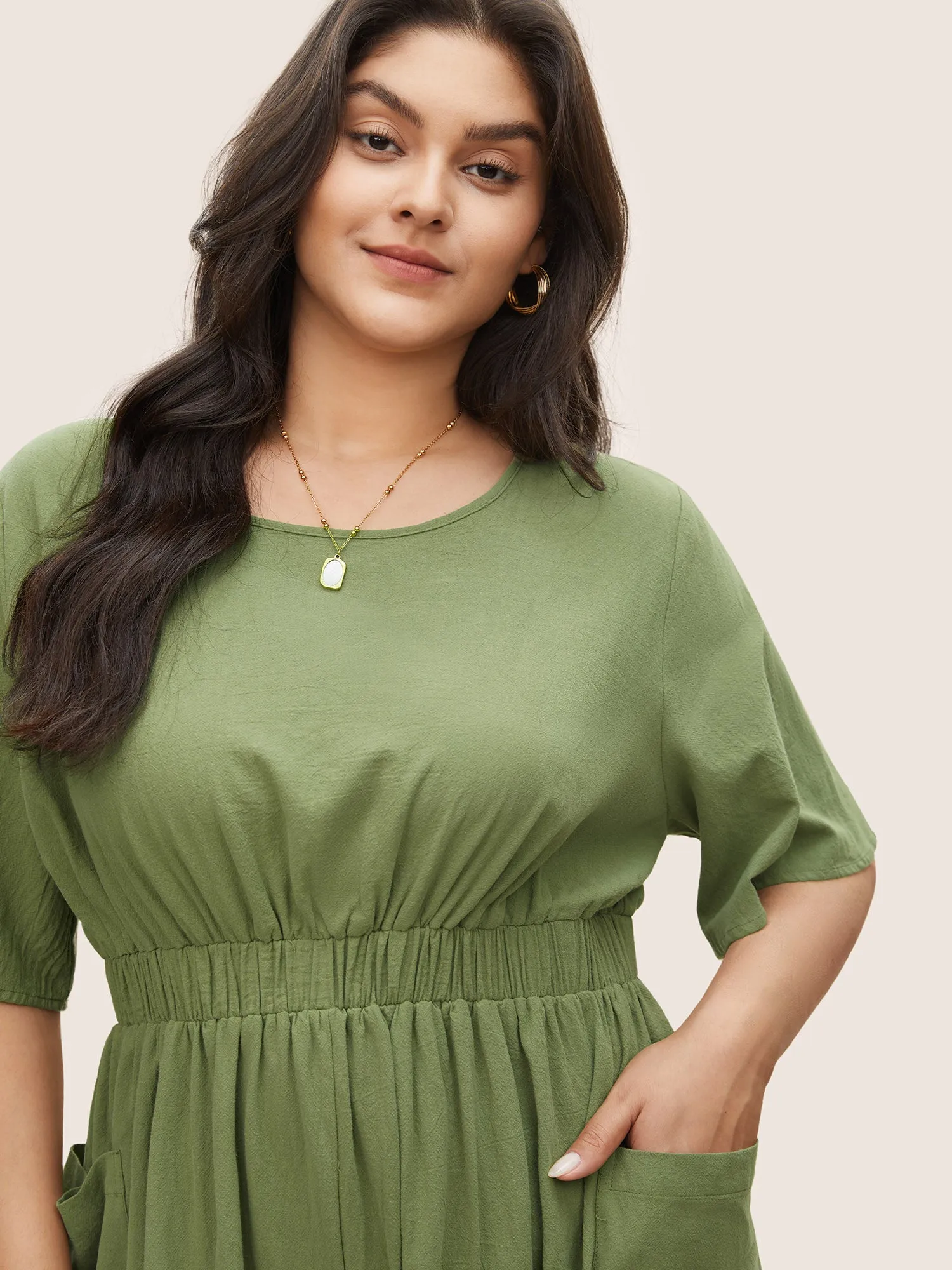 Solid Elastic Waist Patched Pocket Jumpsuit sold by Bloomchic product image thumbnail 3