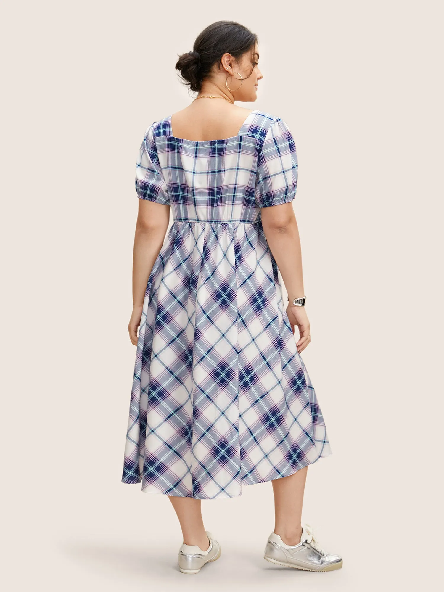 Square Neck Plaid Gathered Puff Sleeve Dress sold by Bloomchic product image thumbnail 4