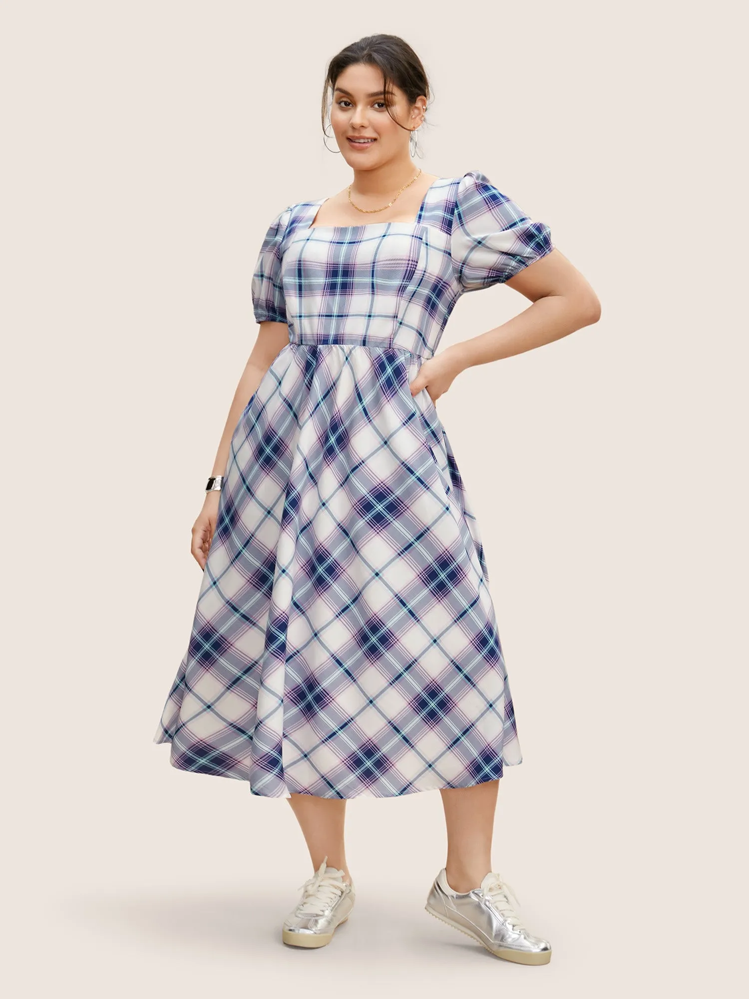 Square Neck Plaid Gathered Puff Sleeve Dress sold by Bloomchic product image thumbnail 3