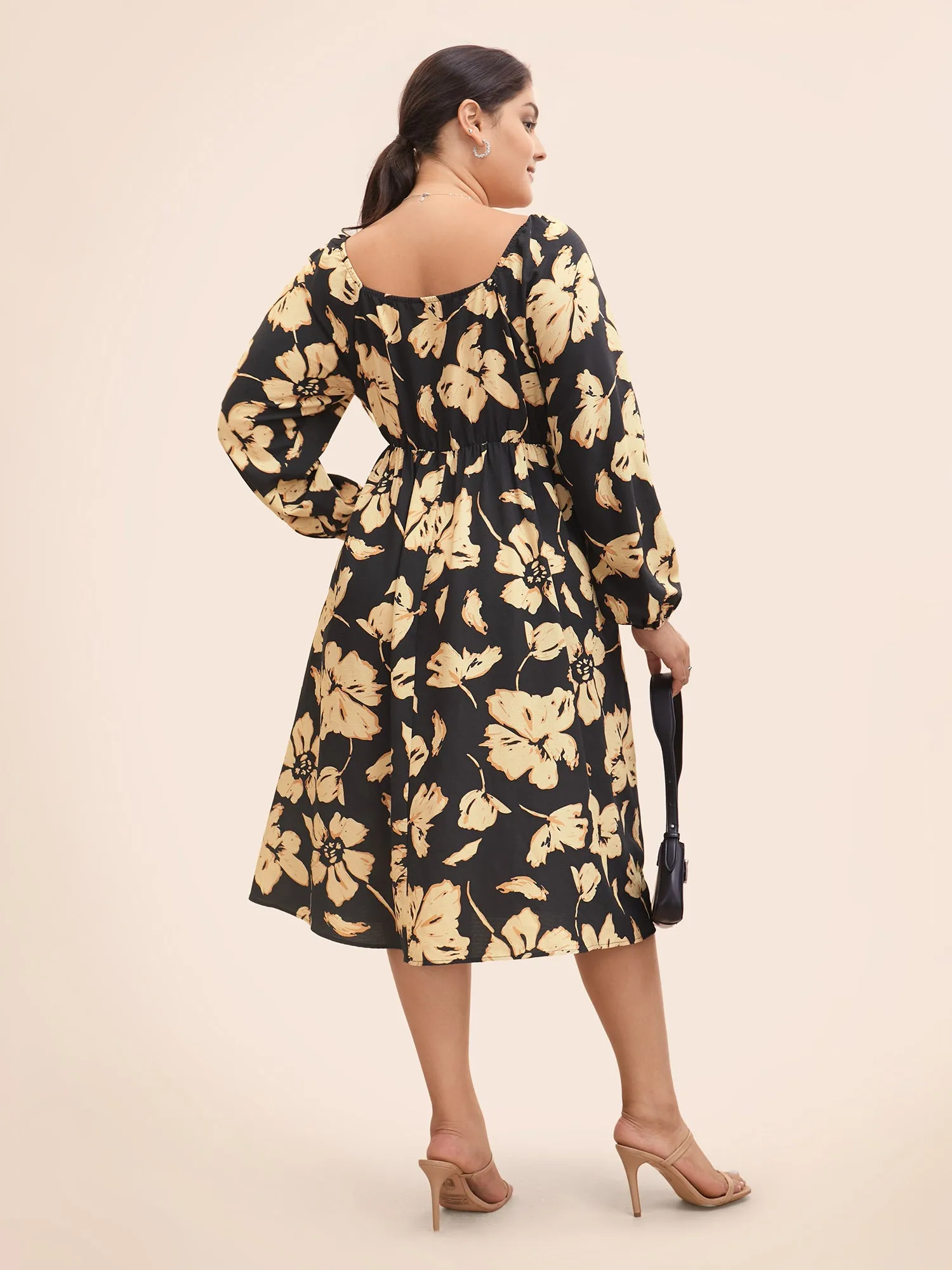 Floral Square Neck Shirred Lantern Sleeve Dress sold by Bloomchic product image thumbnail 4