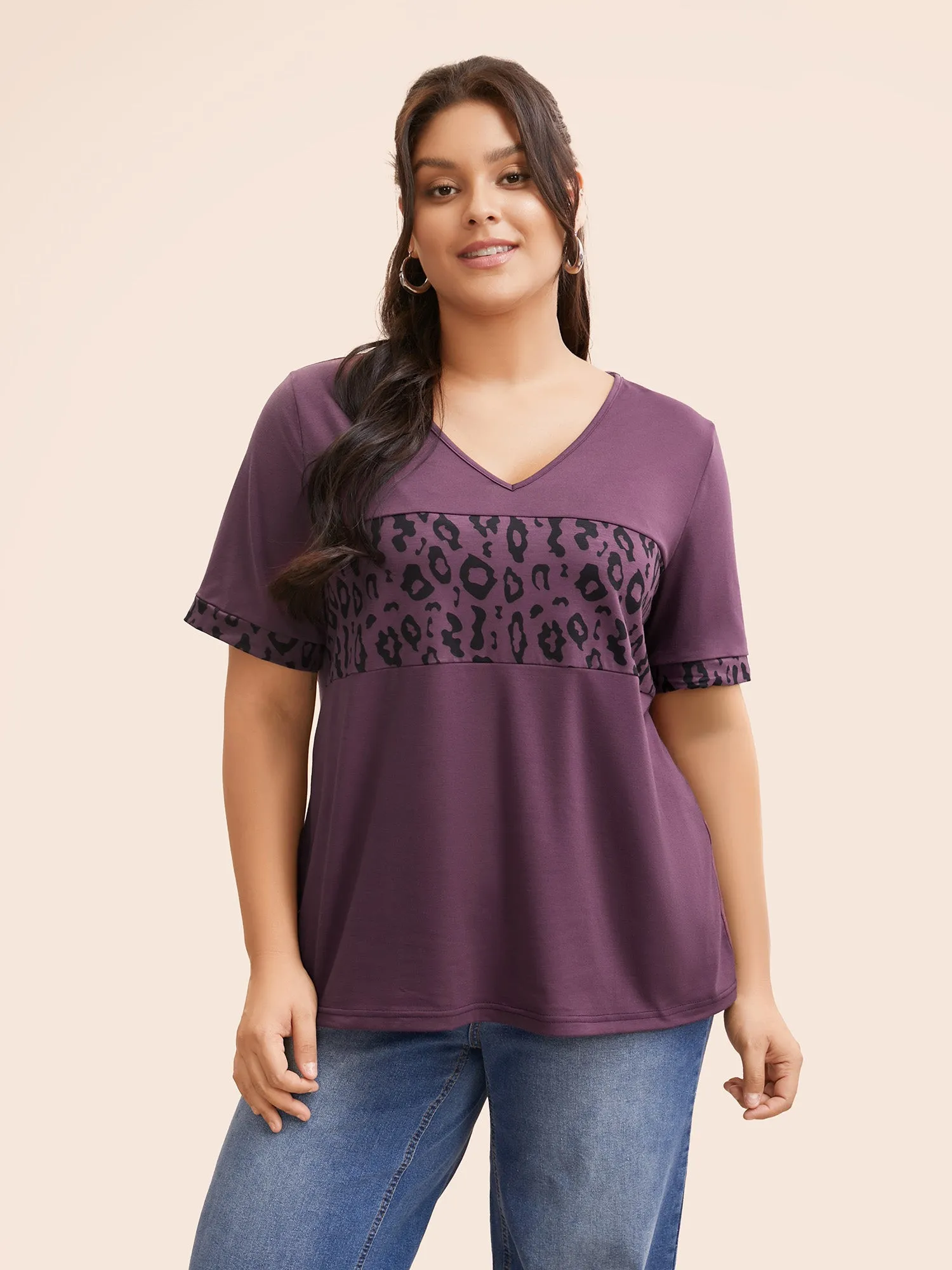 V Neck Patchwork Leopard Print T-shirt sold by Bloomchic