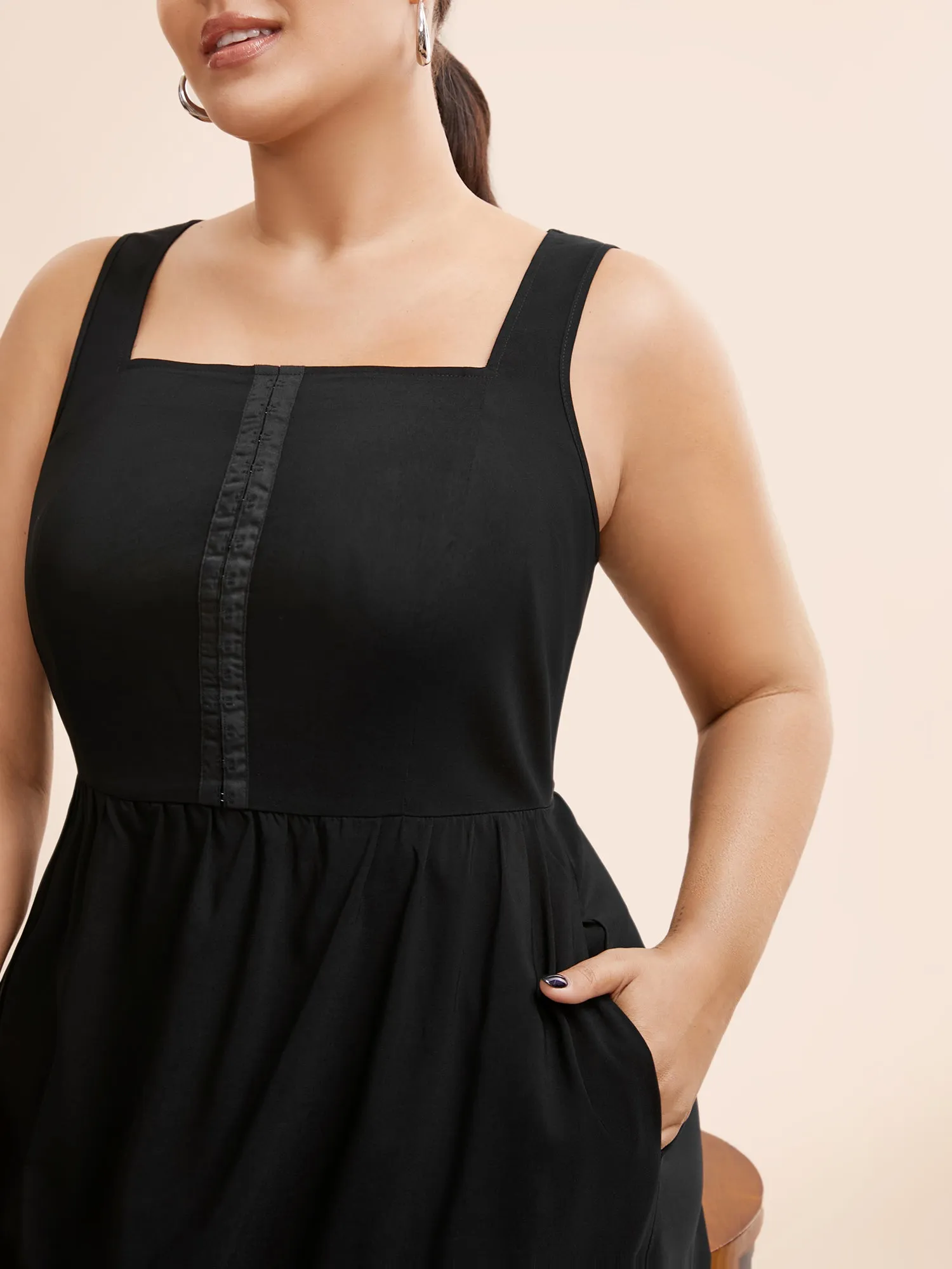 Stretch Woven Pleated Flare Vest Midi Dress sold by Bloomchic product image thumbnail 2