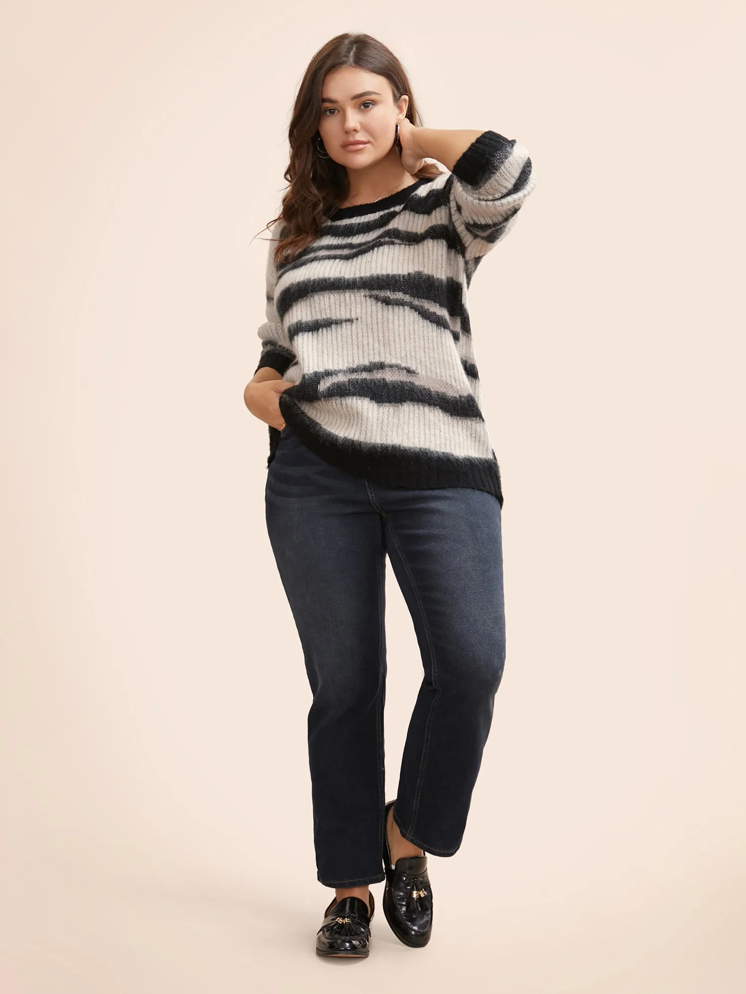 Synthetic Texture Contrast Drop Shoulder Pullover sold by Bloomchic product image thumbnail 4