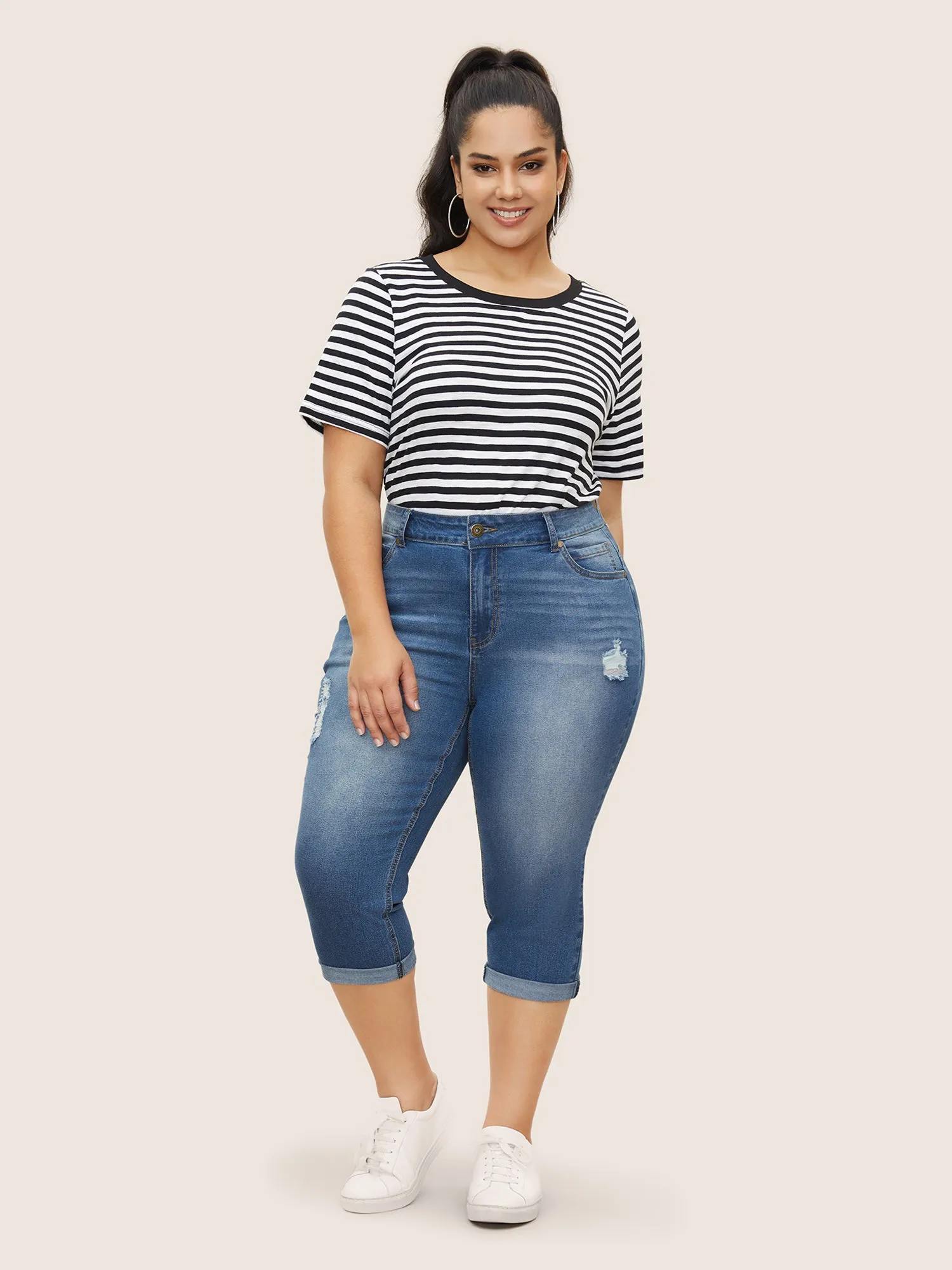 Light Wash Distressed Roll Hem Jeans sold by Bloomchic product image thumbnail 2