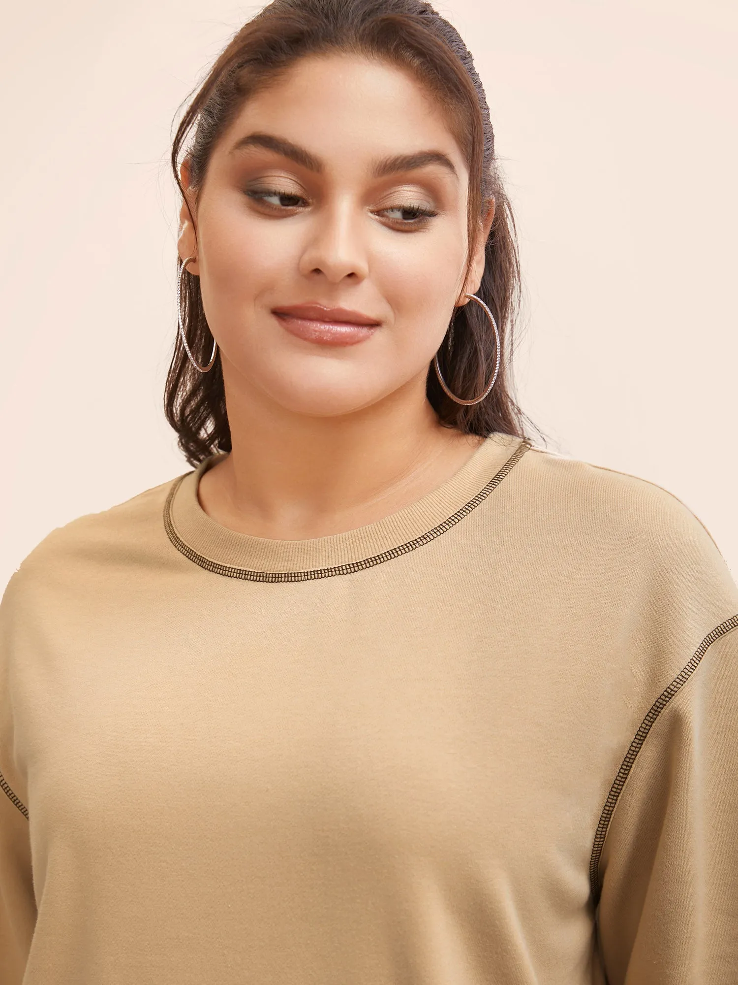 Round Neck Topstitching Patchwork Sweatshirt sold by Bloomchic product image thumbnail 2