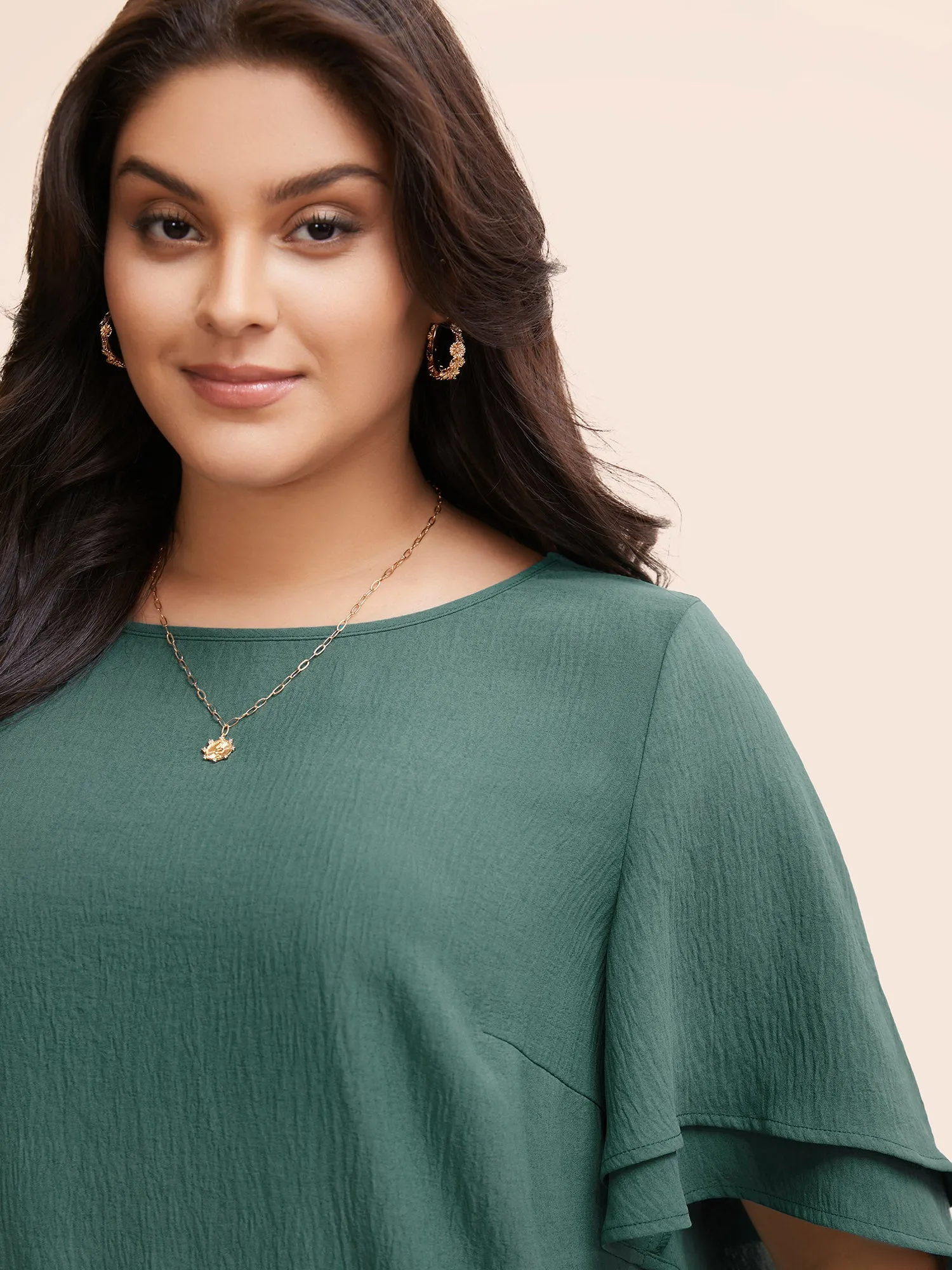 Solid Tiered Ruffles Split Hem Blouse sold by Bloomchic product image thumbnail 3