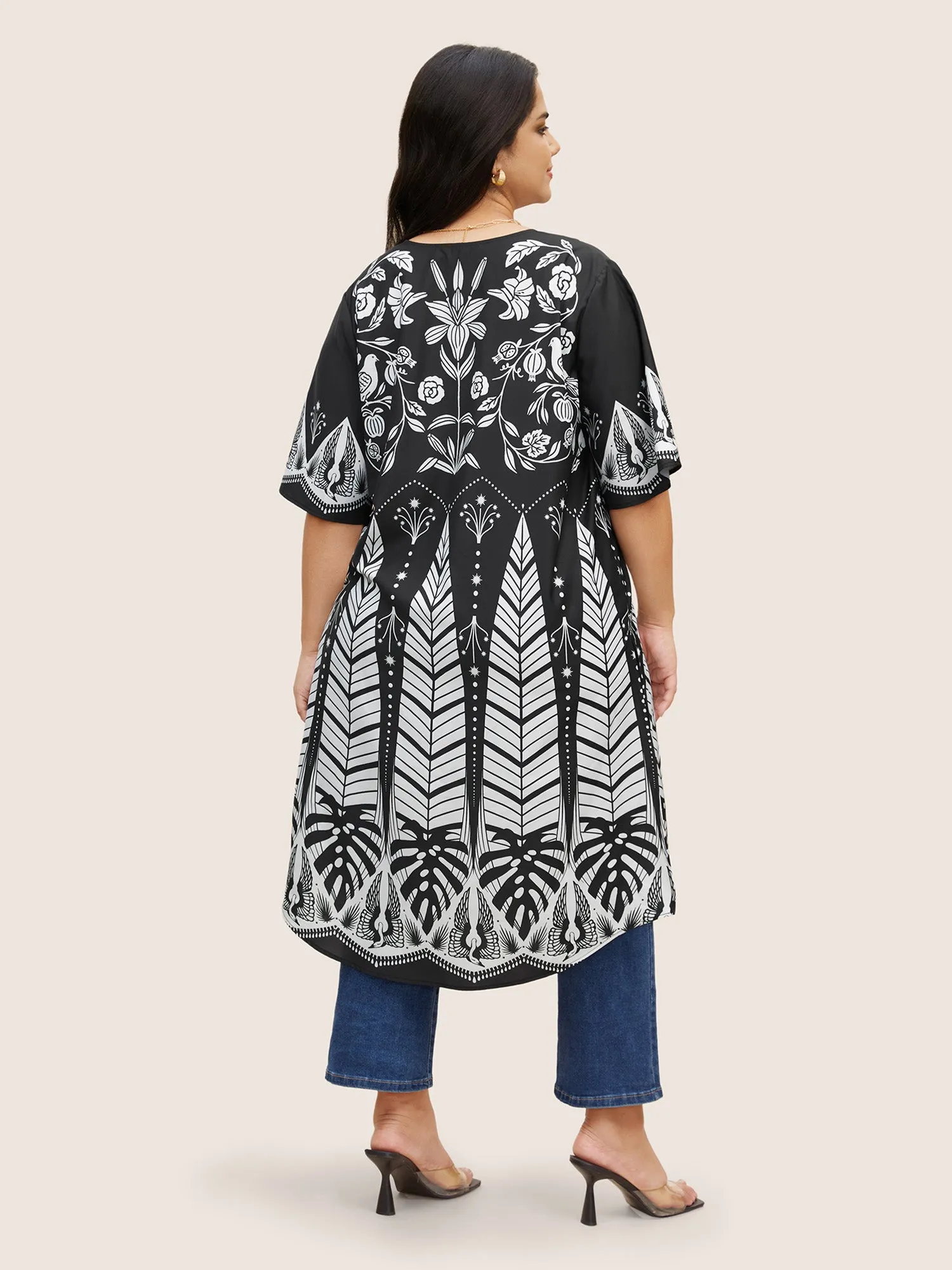 Boho Print Button Up Split Hem Kimono sold by Bloomchic product image thumbnail 4