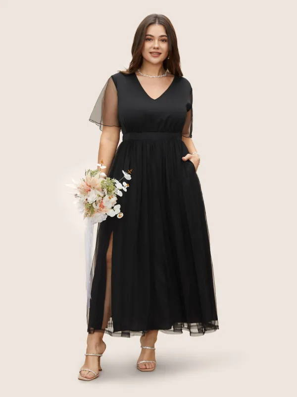 V Neck Mesh Patchwork Split Hem Dress sold by Bloomchic