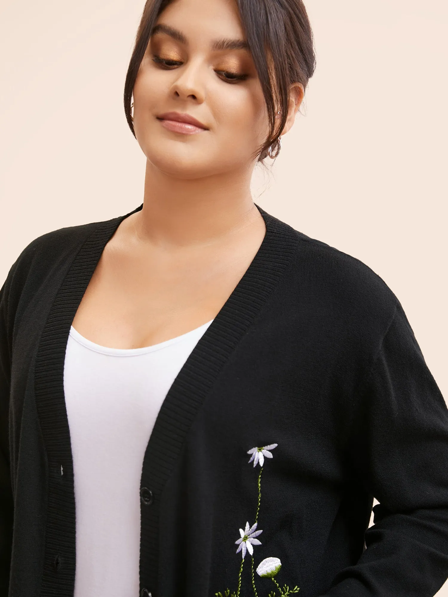 Floral Embroidered Patched Pocket Cardigan sold by Bloomchic product image thumbnail 4